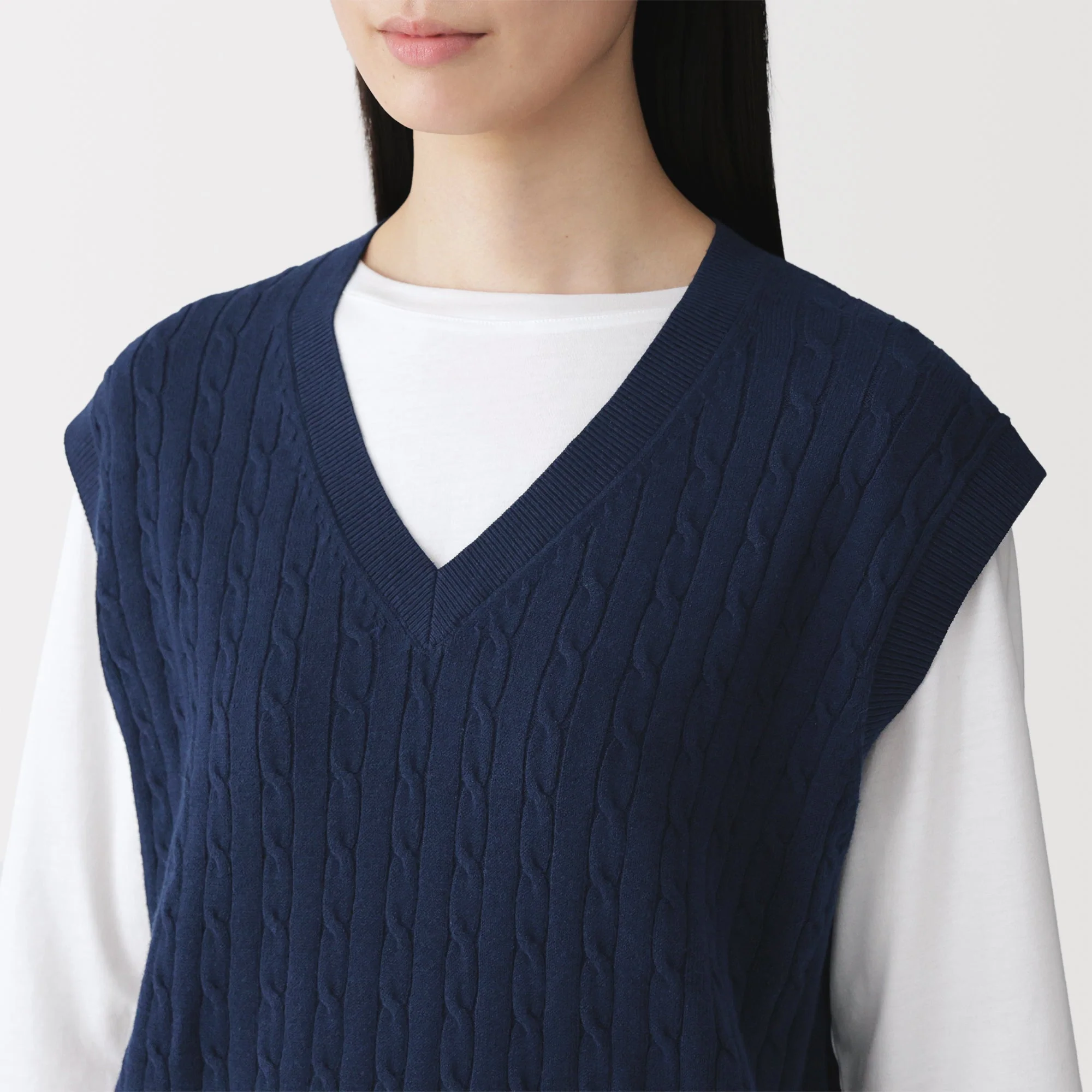 Cotton Blend Cable Vest - Image 7