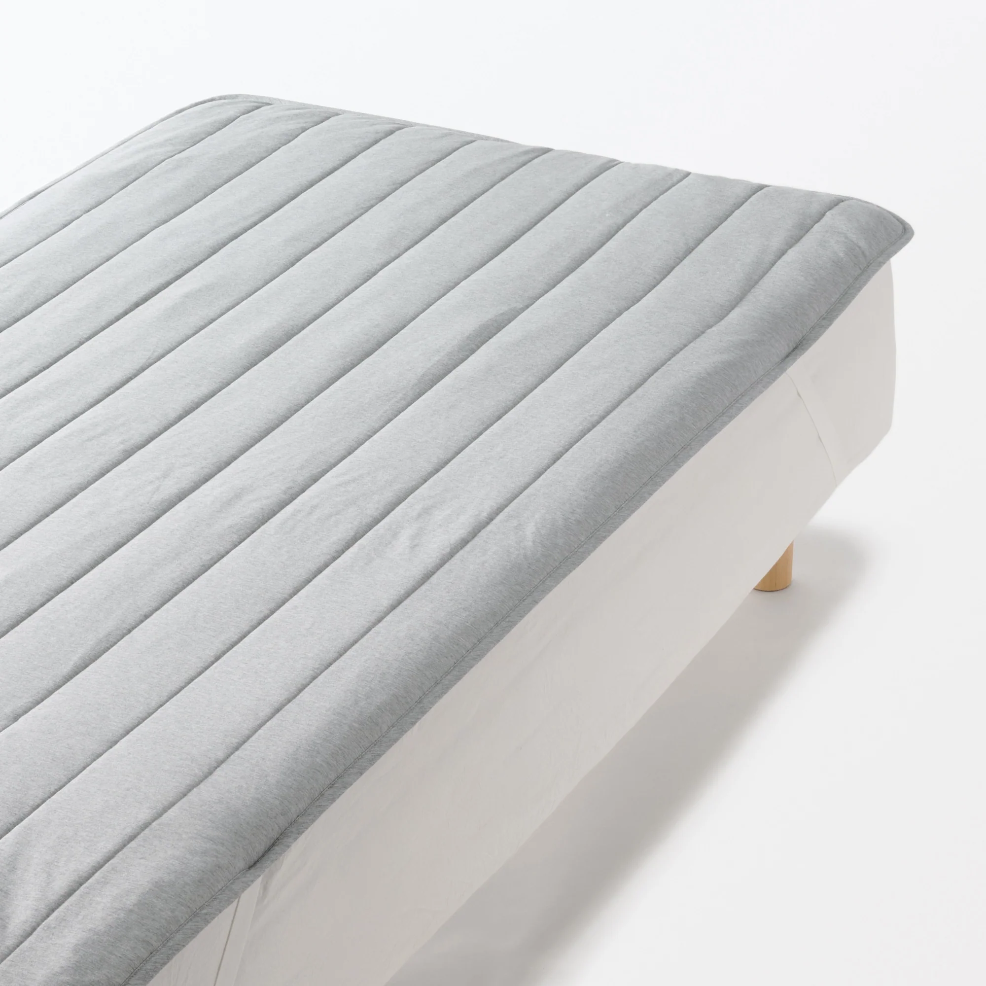 Cotton Cool Touch Quilted Pad - Double - Image 5
