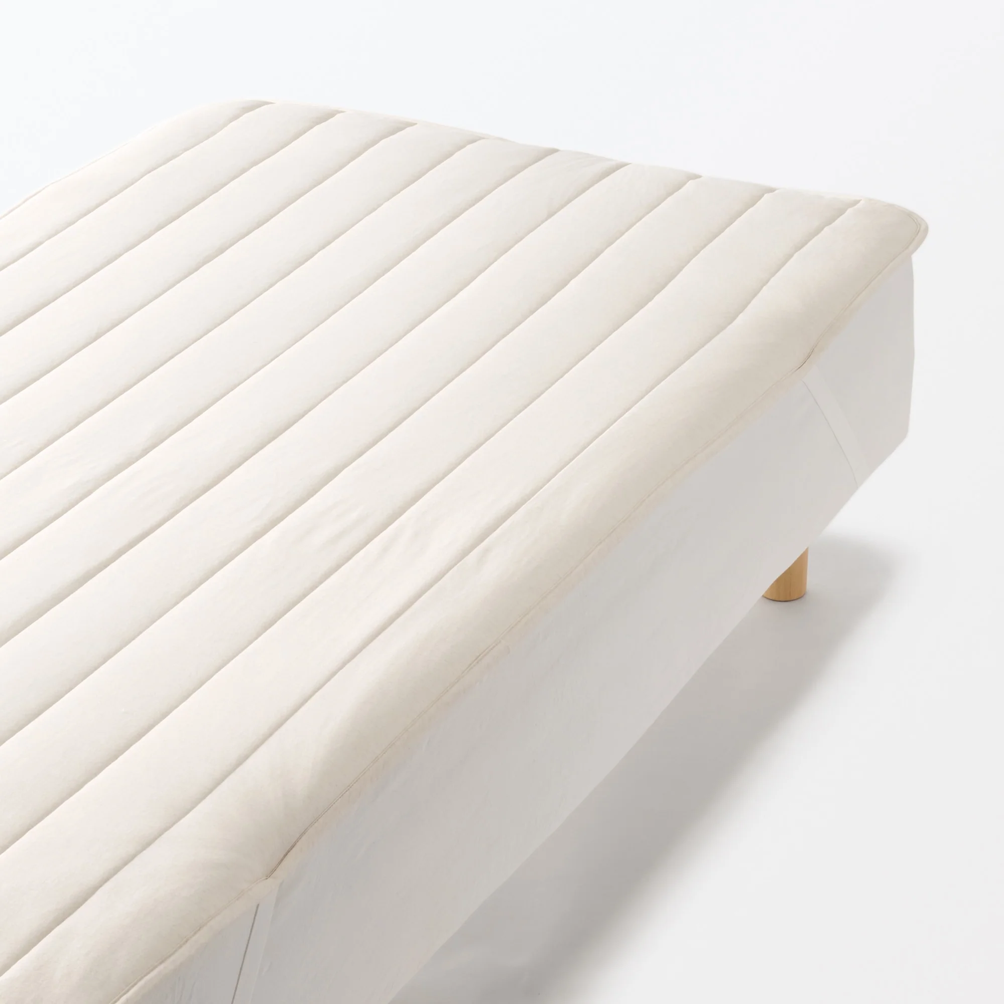 Cotton Cool Touch Quilted Pad - Single - Image 5
