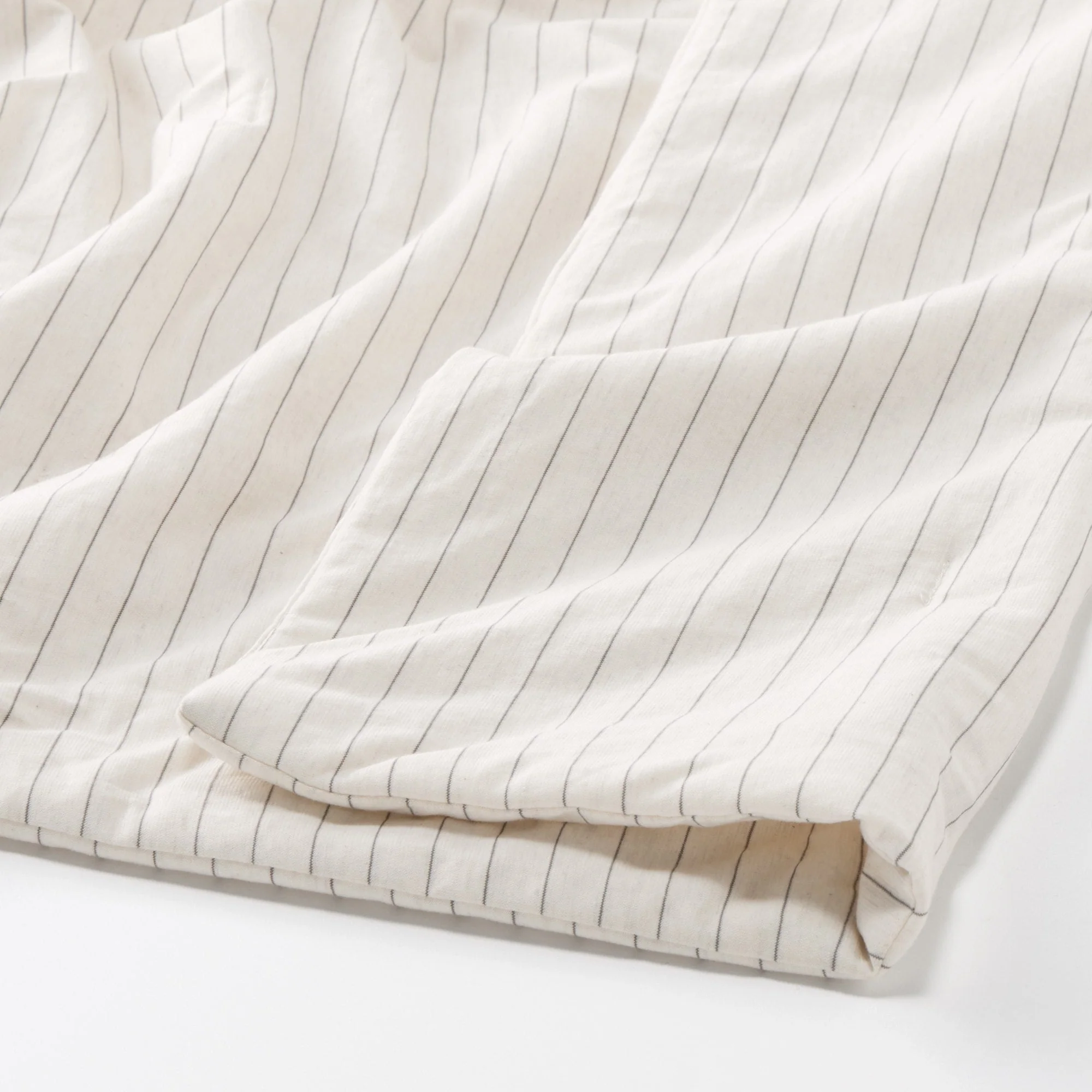 Cotton Cool Touch Thin Duvet - Double - Image 6