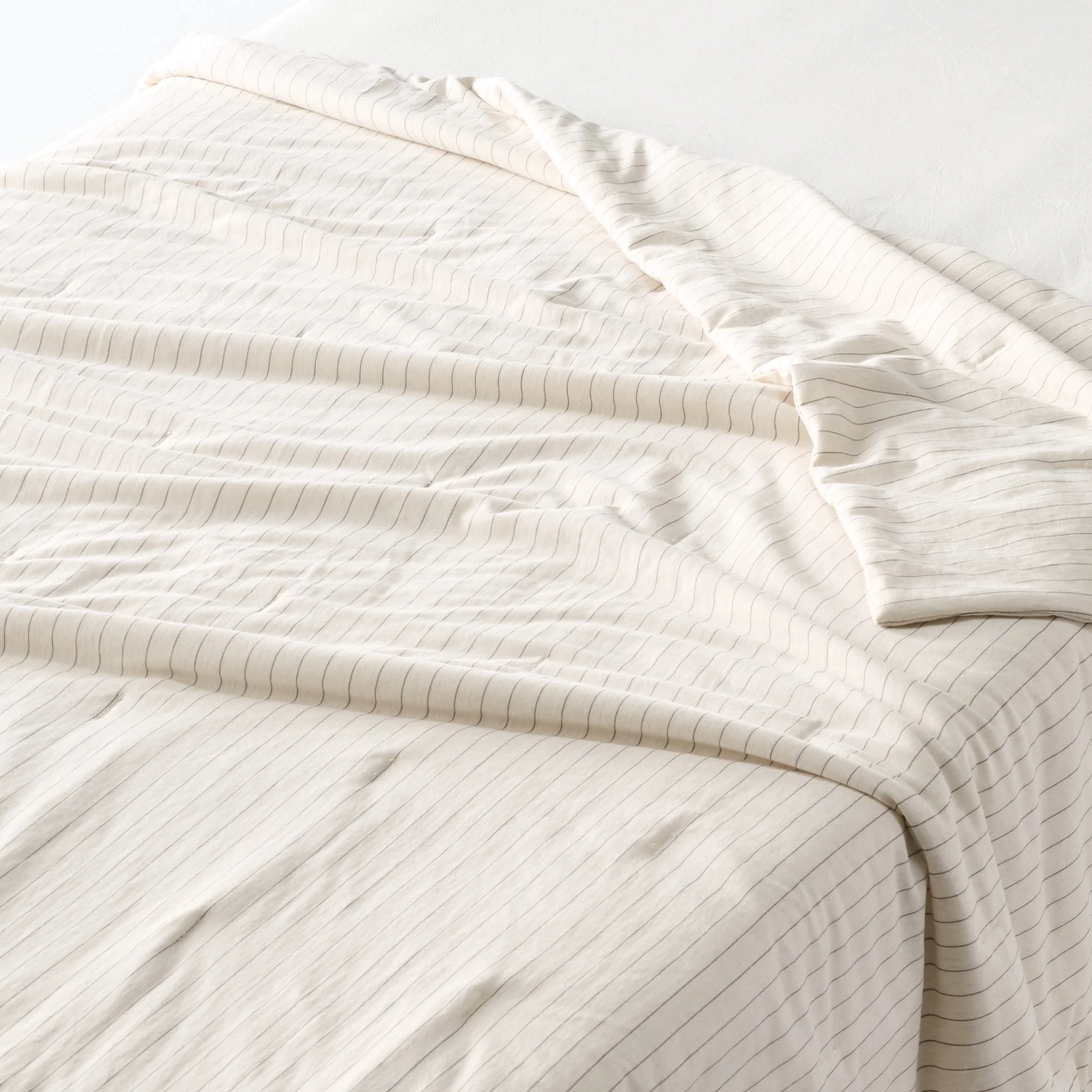 Cotton Cool Touch Thin Duvet - King - Image 8