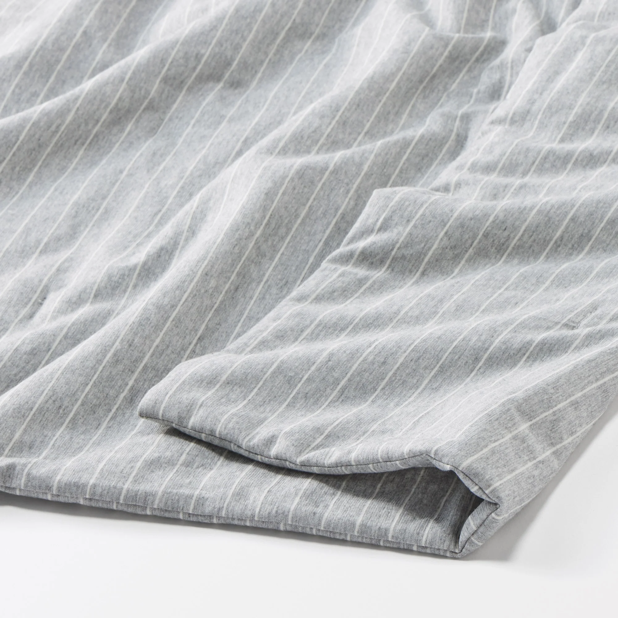 Cotton Cool Touch Thin Duvet - Queen - Image 14