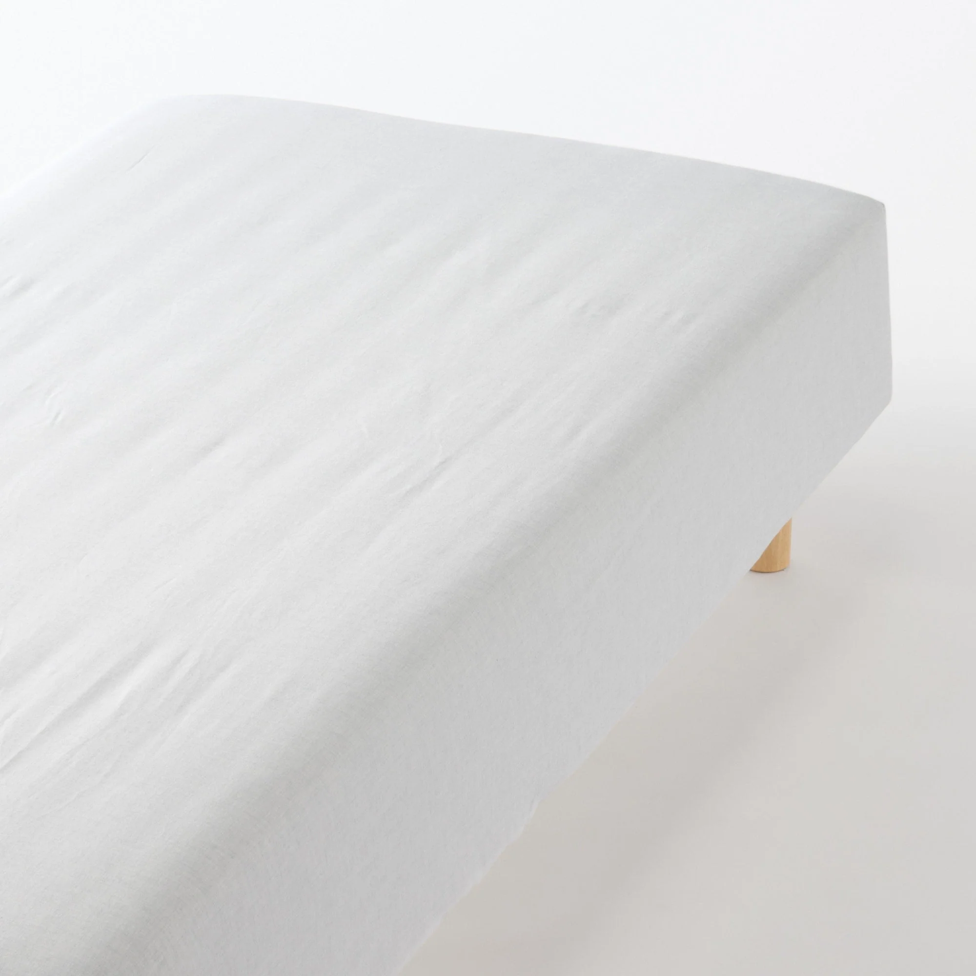 Cotton Flannel Fitted Sheet - Image 5
