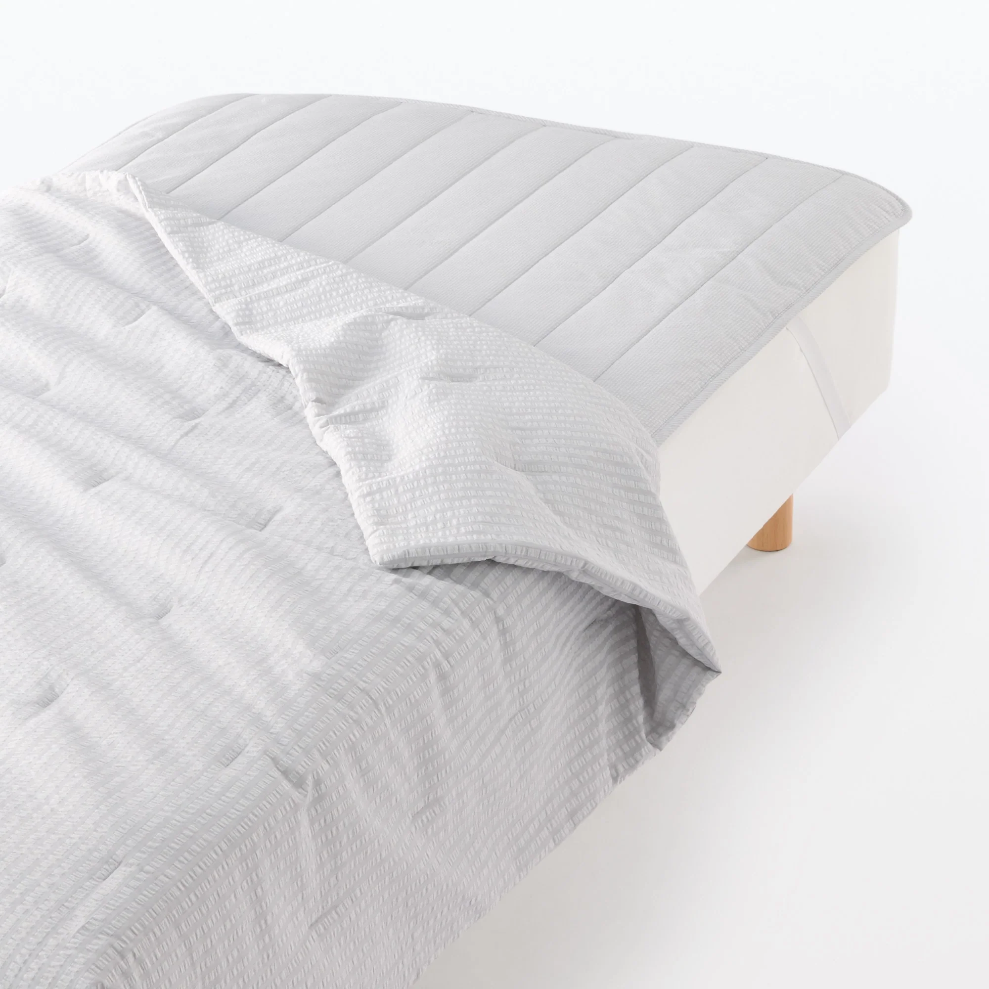 Cotton Seersucker Quilted Pad - Double - Image 2