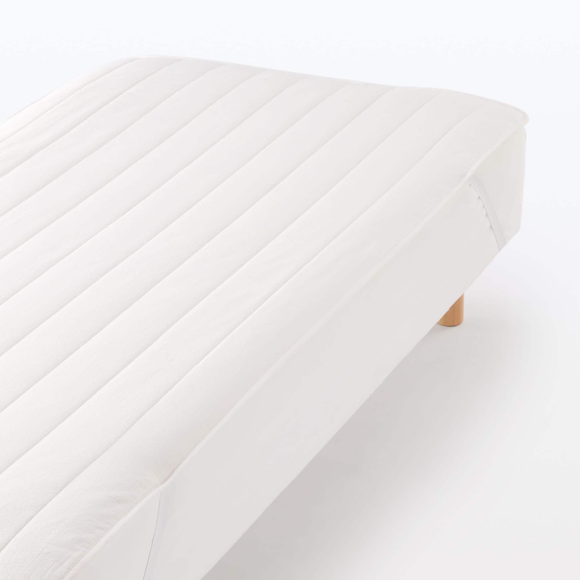 Cotton Seersucker Quilted Pad - Queen - Image 5