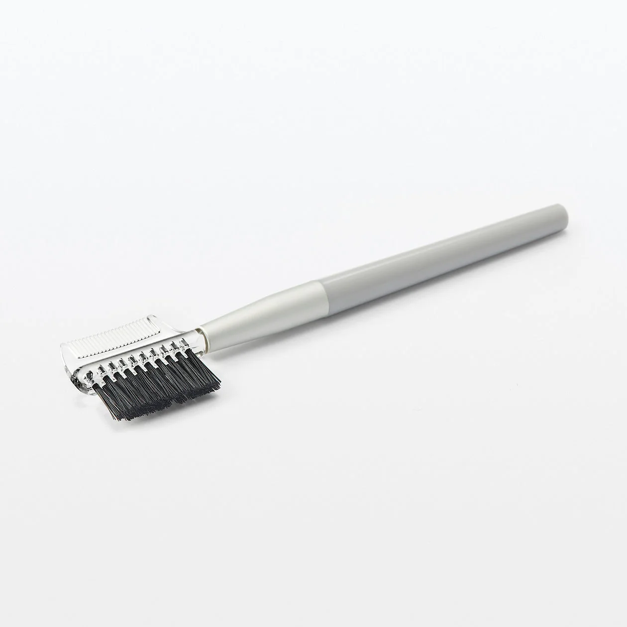 Eyebrow Brush with Comb - Image 4