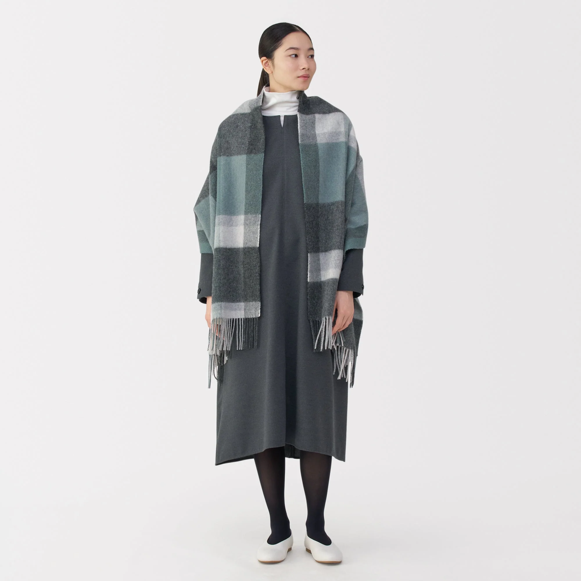 Fluffy Wool Blanket Stole - Image 9