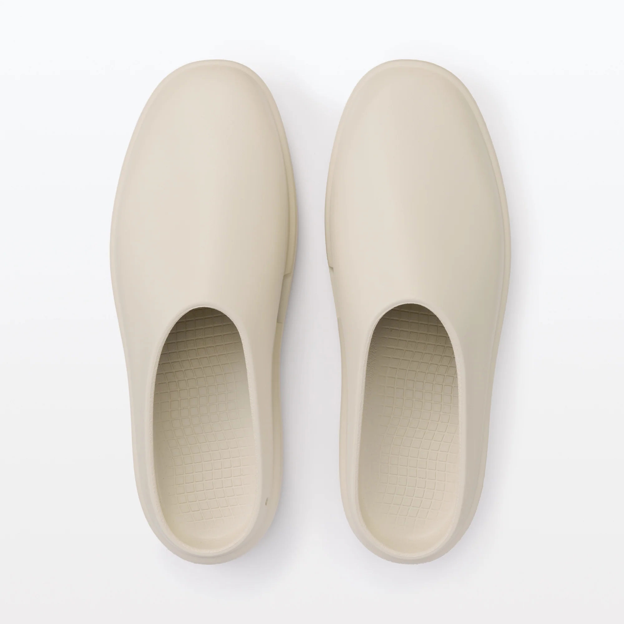 Foot Shaped Sabo Sandals - Image 17