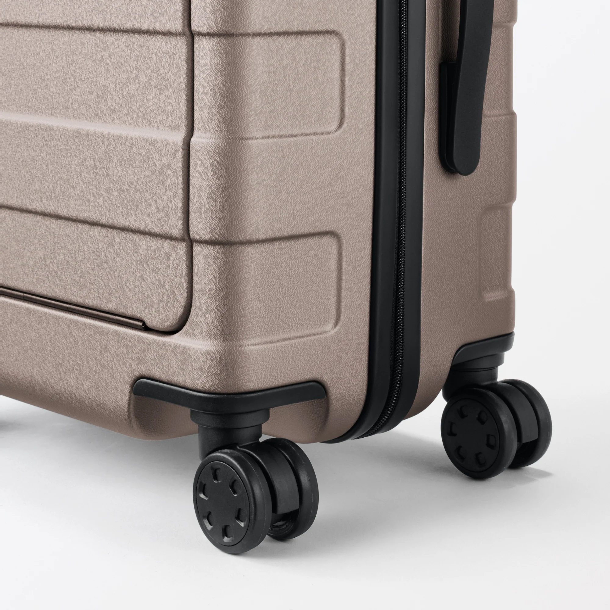 Adjustable Handle Front Open Hard Shell Suitcase 32L | Carry-On - Image 9