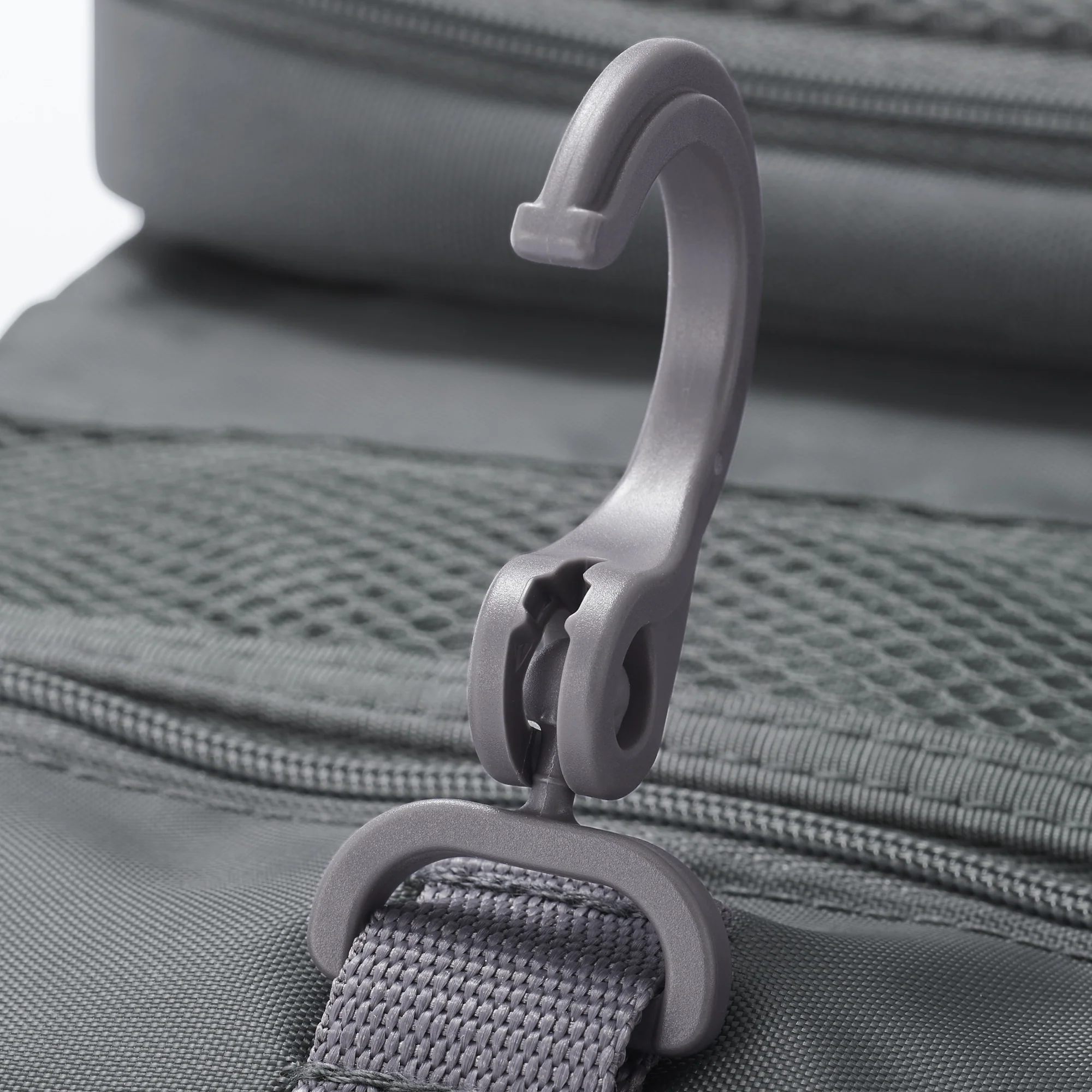 Hanging Case with Pouch - Image 21