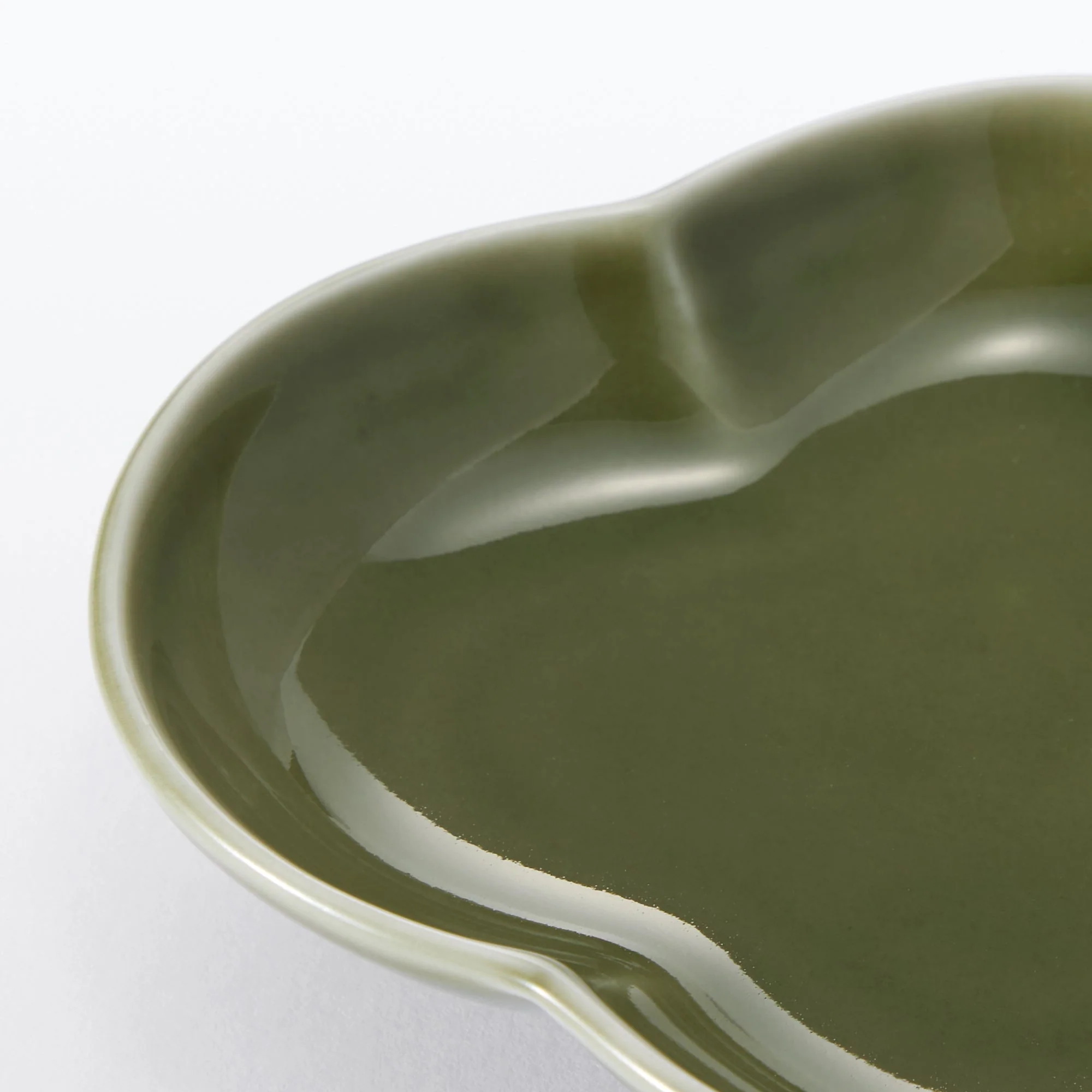 Hasami Ware Lucky Small Plate - Pine - Pine Green - Image 5