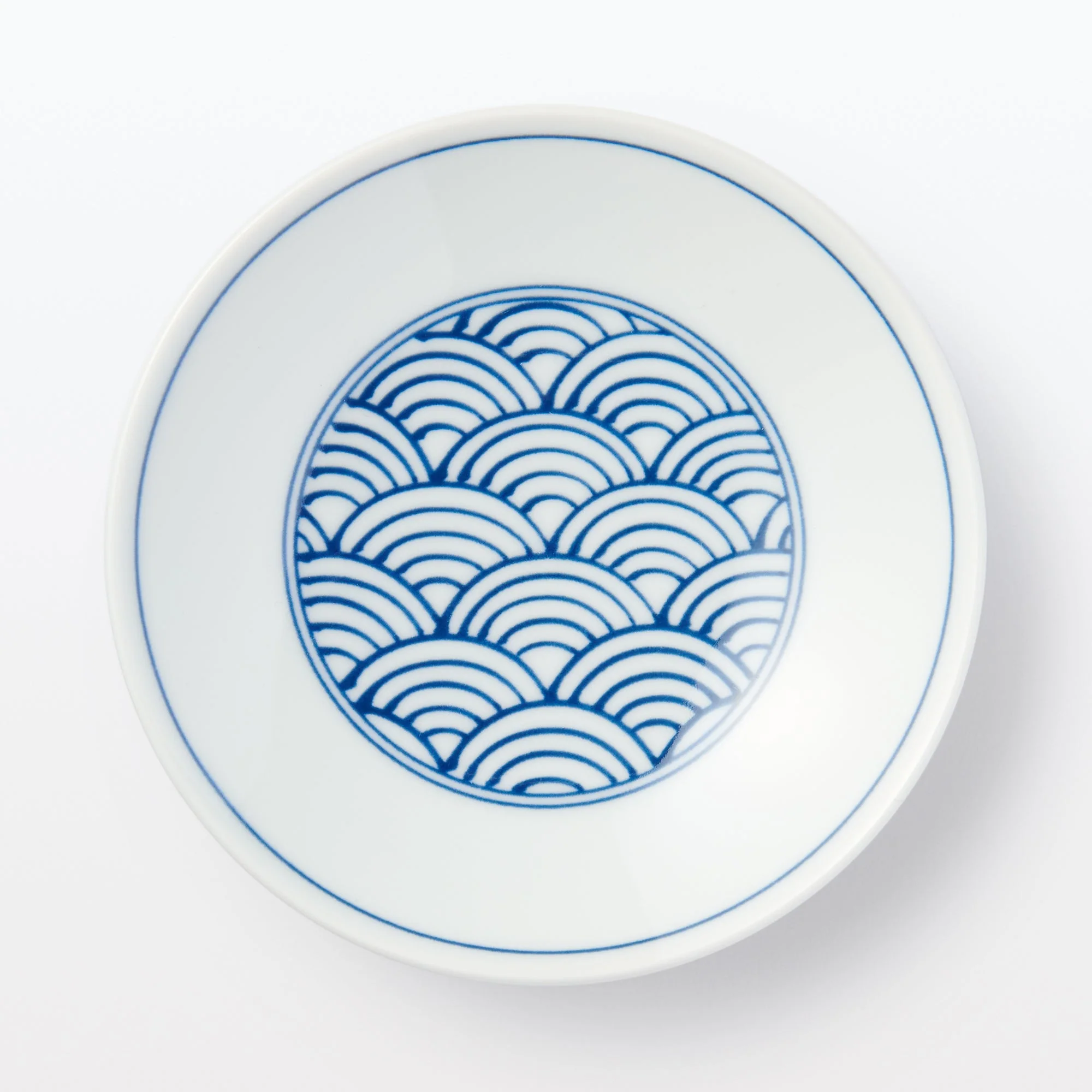 Hasami Ware Small Plate - Wave Pattern - Image 2