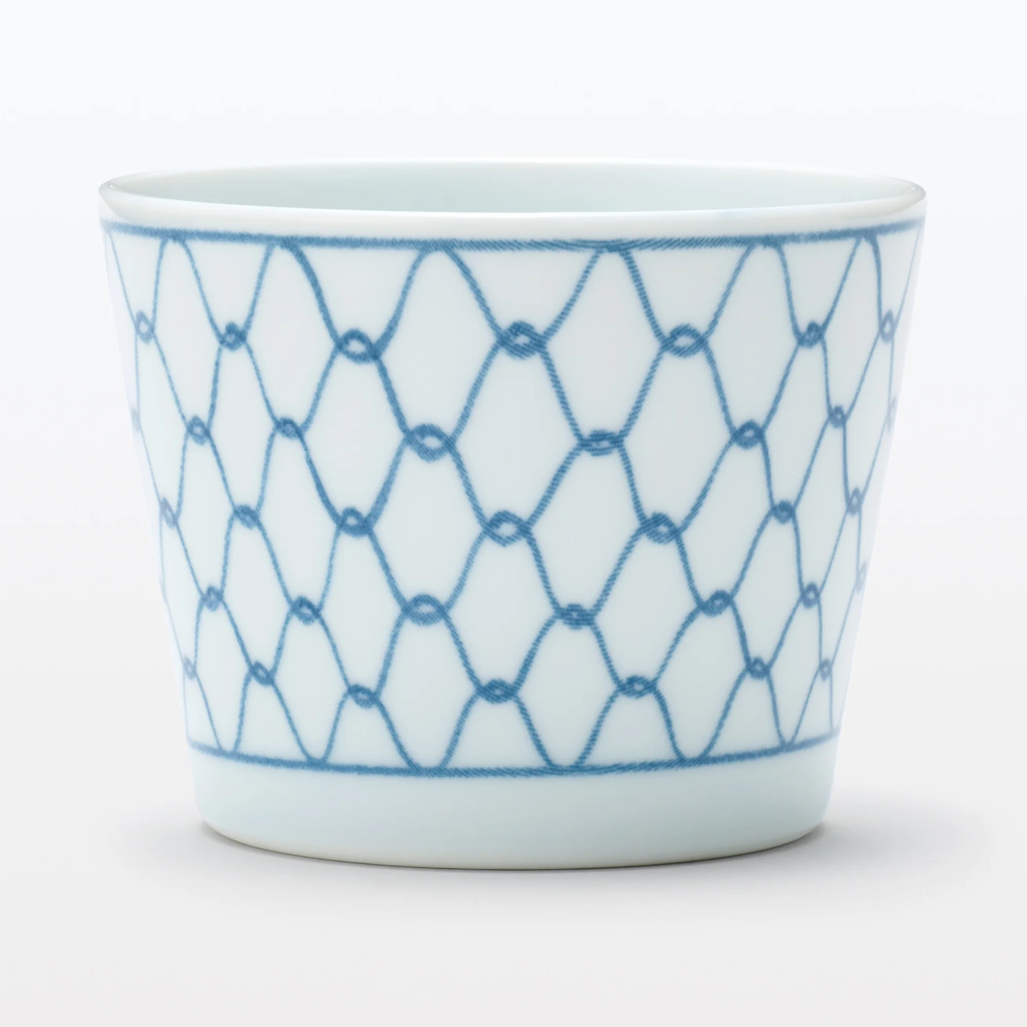 Hasami Ware Soup Cup - Mesh Pattern - Image 3