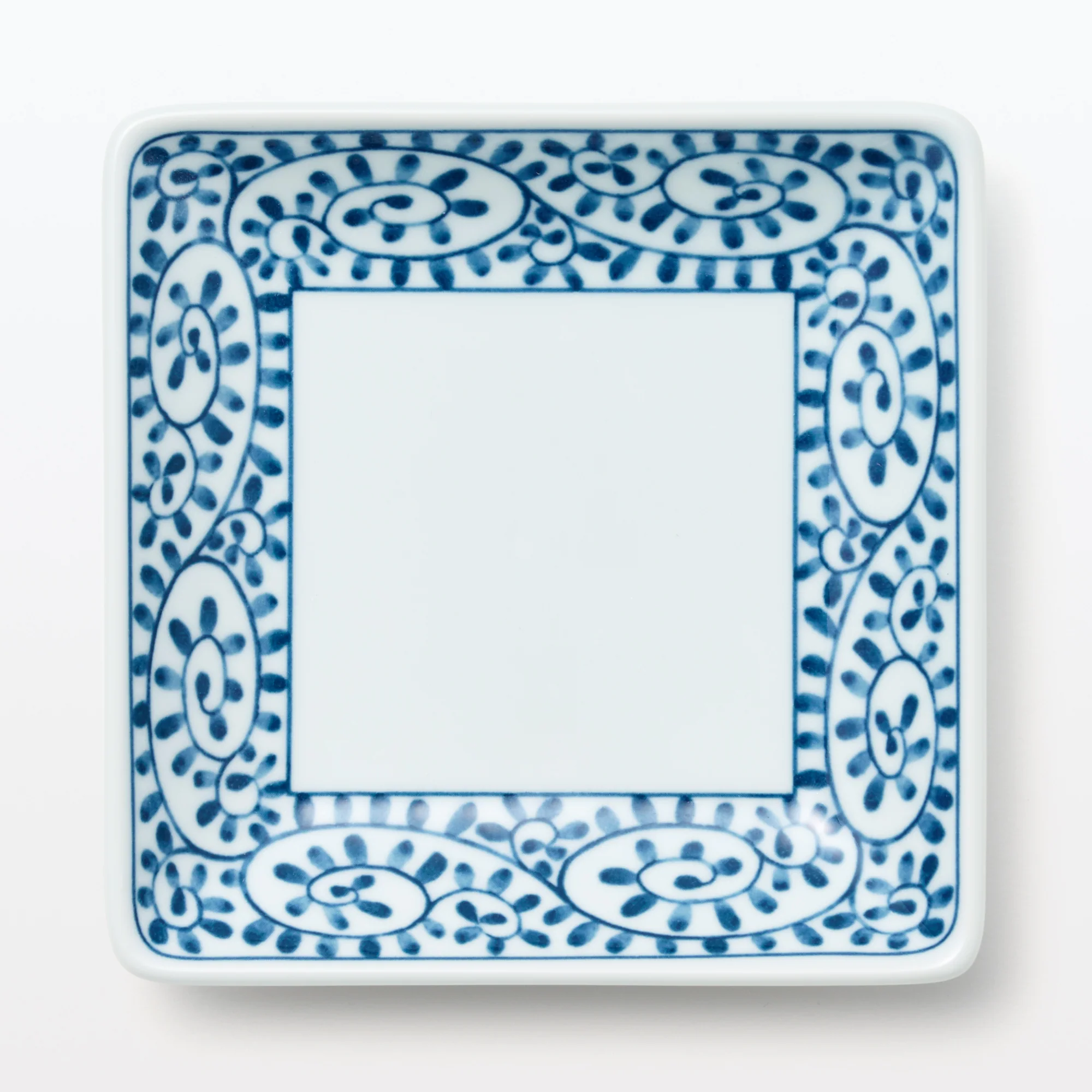 Hasami Ware Square Plate - Arabesque Pattern - Image 3
