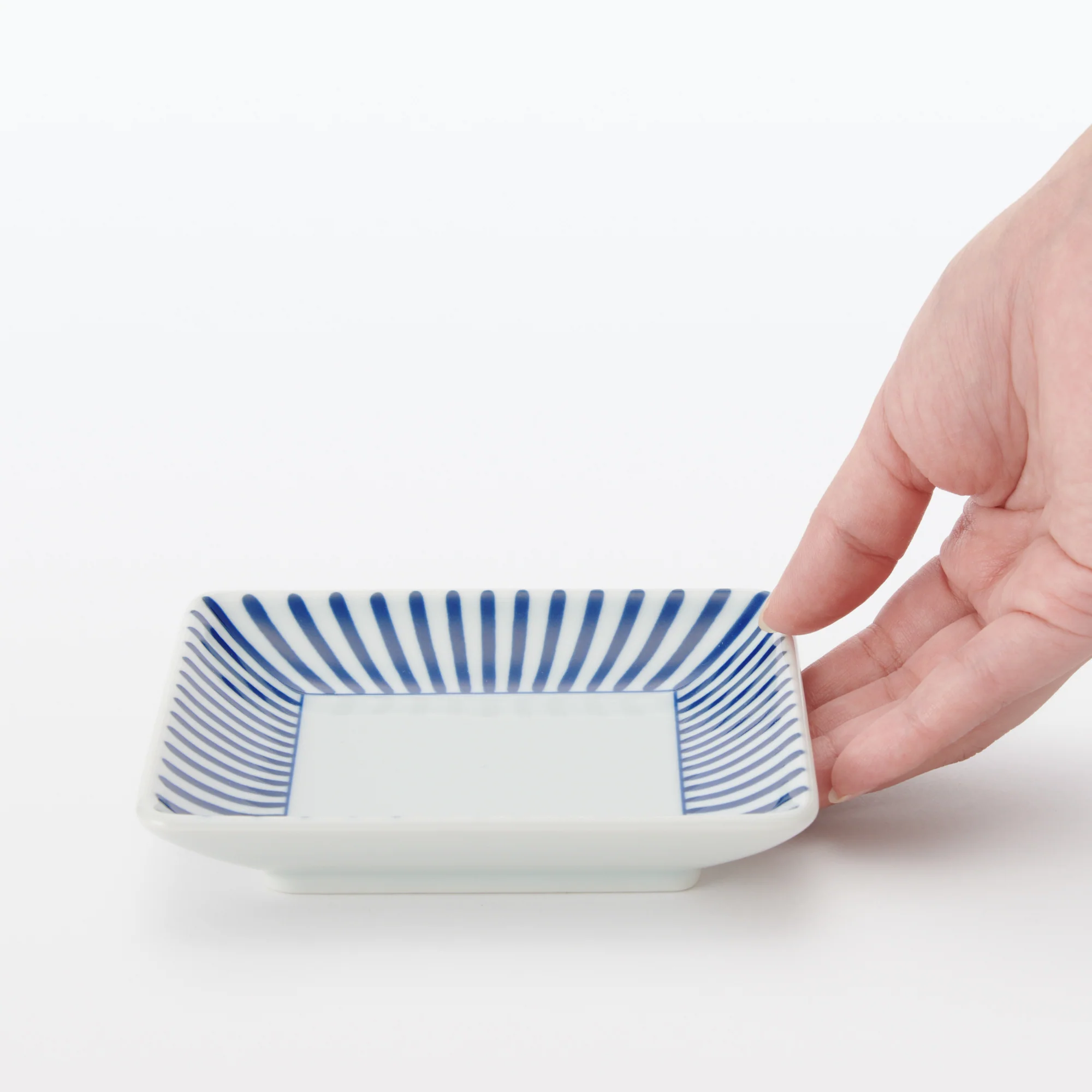 Hasami Ware Square Plate - Stripes Pattern - Image 2