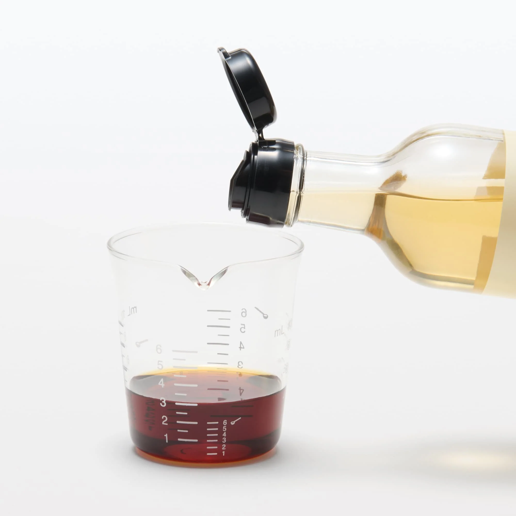 Heat Resistant Glass Measuring Cup (3.4 fl oz) - Image 7