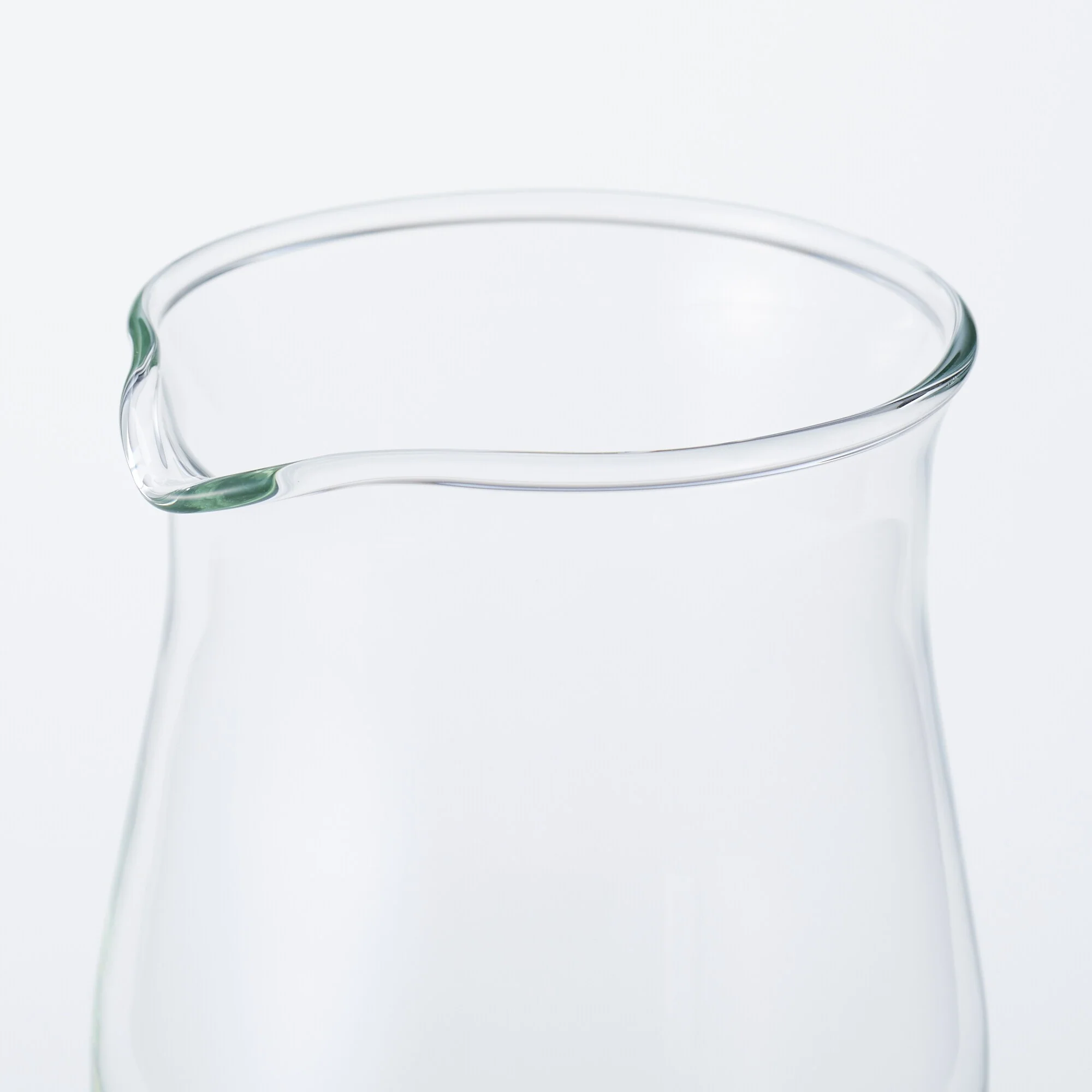 Heat Resistant Glass Round Pitcher - Image 7