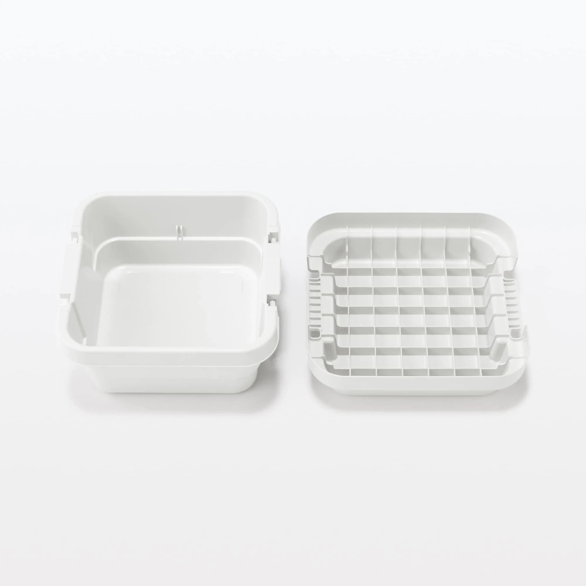 Heavy Duty Polypropylene Shallow Storage Box - Small (19 Qt) - Image 5