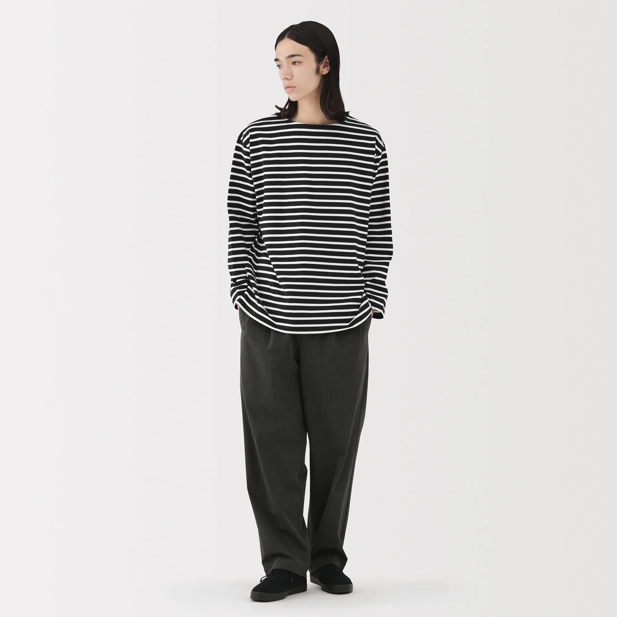 Heavyweight Boatneck T-Shirt - Image 12