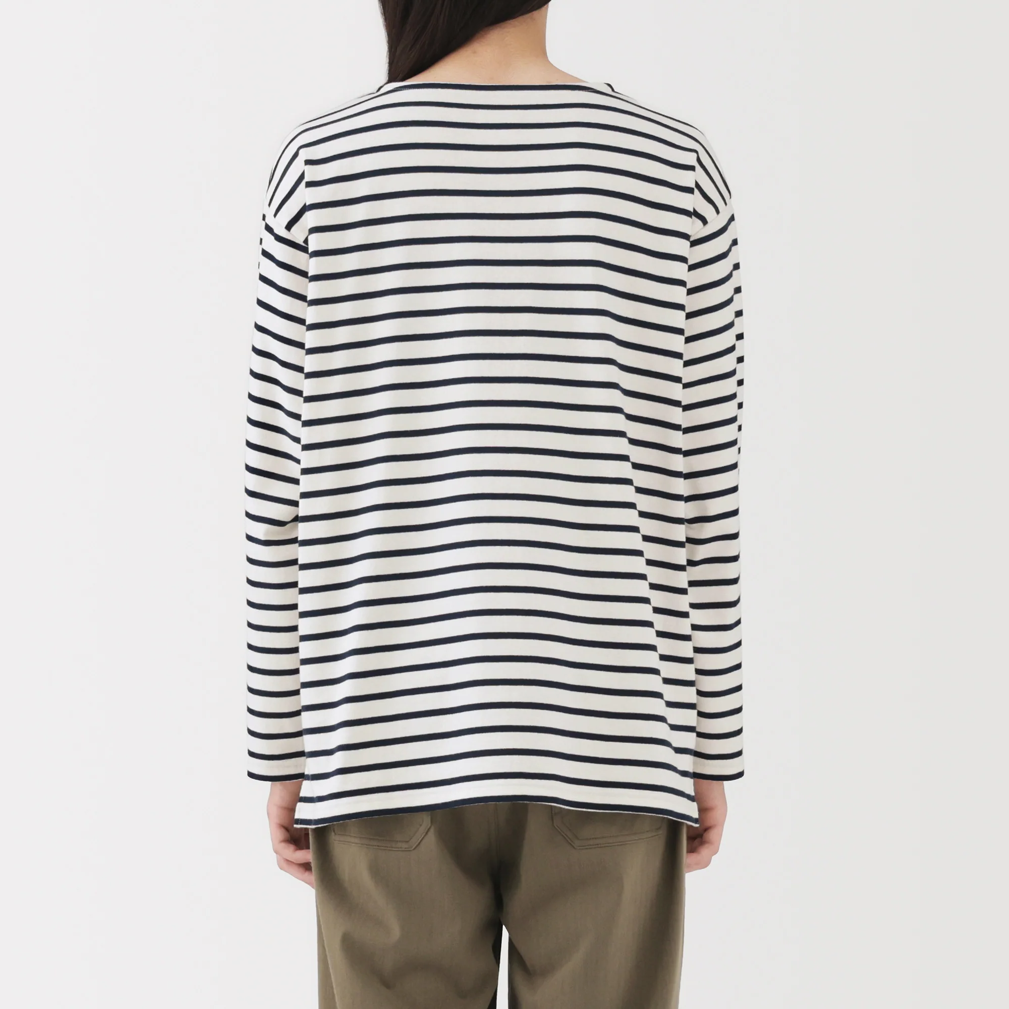 Heavyweight Boatneck T-Shirt - Image 14