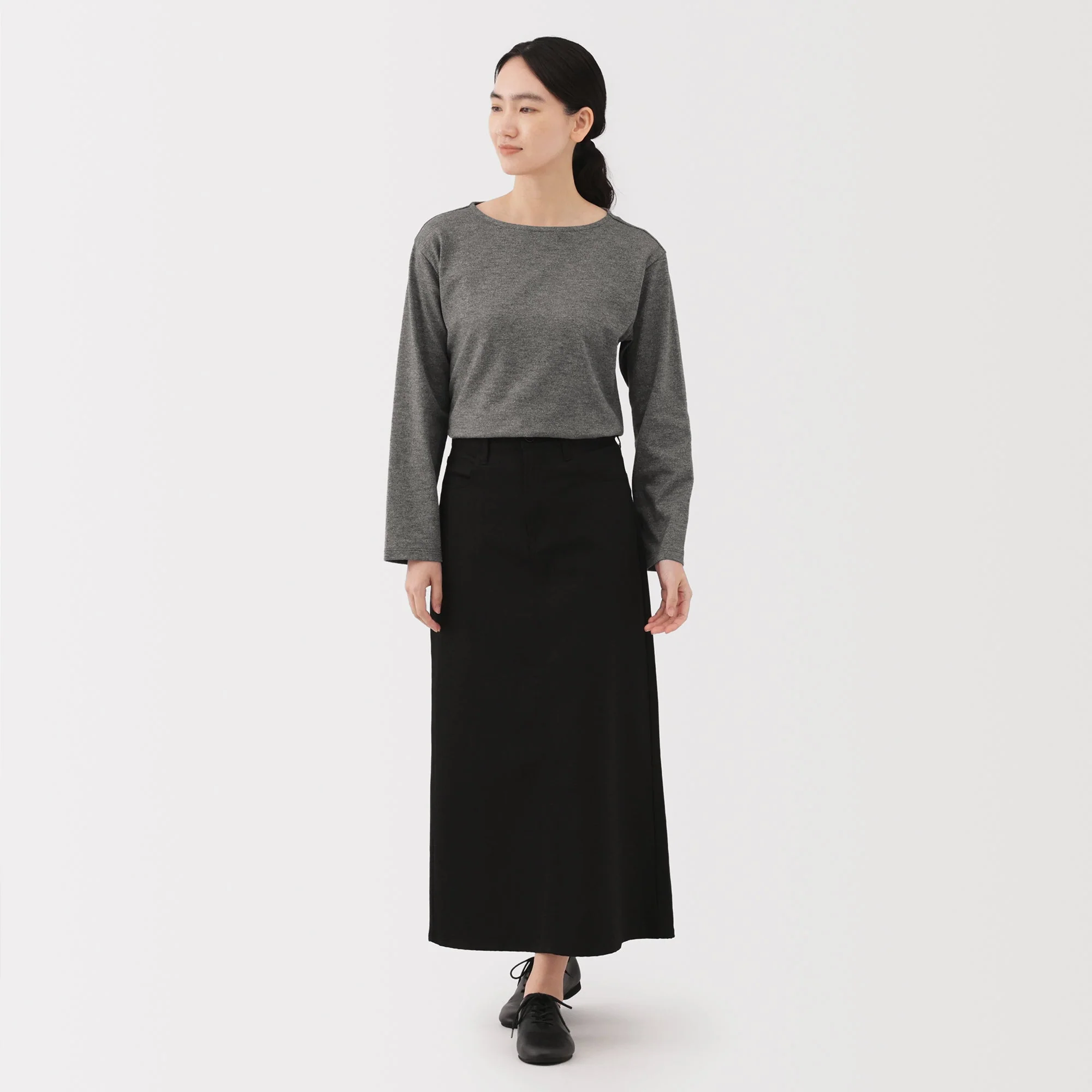 Heavyweight Boatneck T-Shirt - Image 4