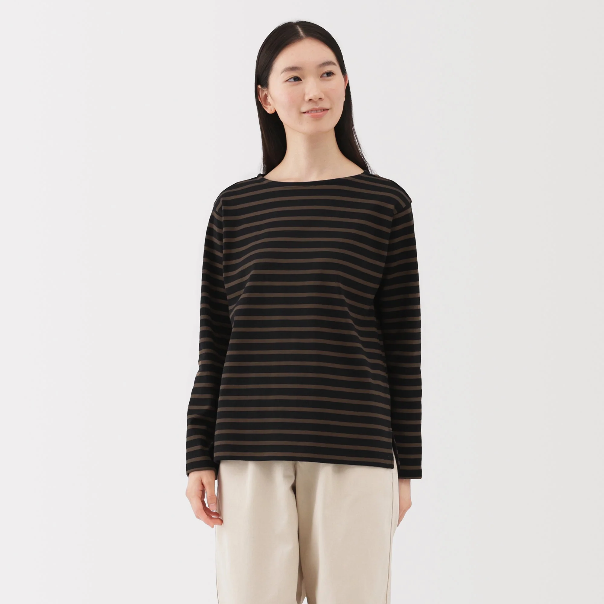 Heavyweight Boatneck T-Shirt - Image 43