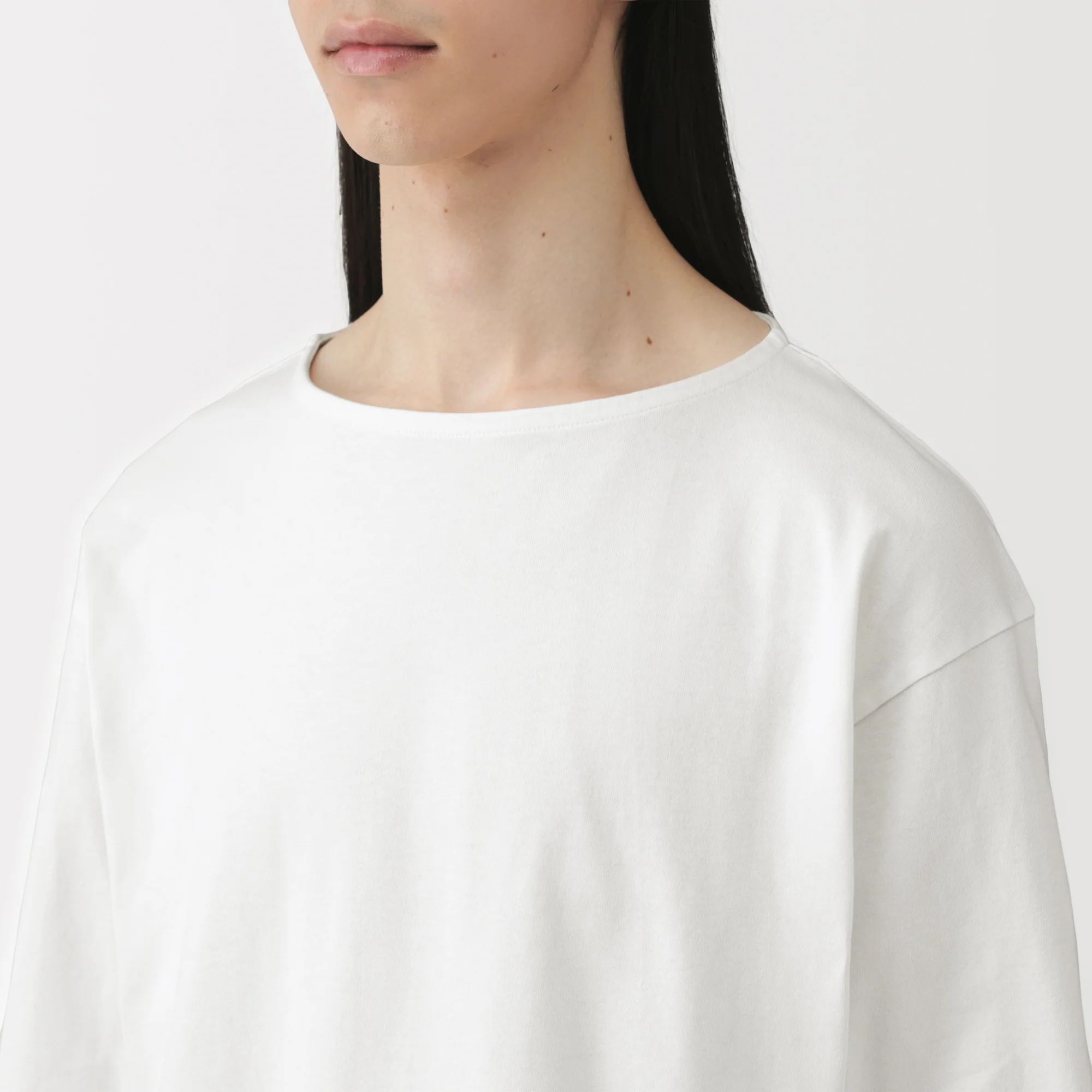 Heavyweight Cotton Boatneck T-Shirt - Image 34