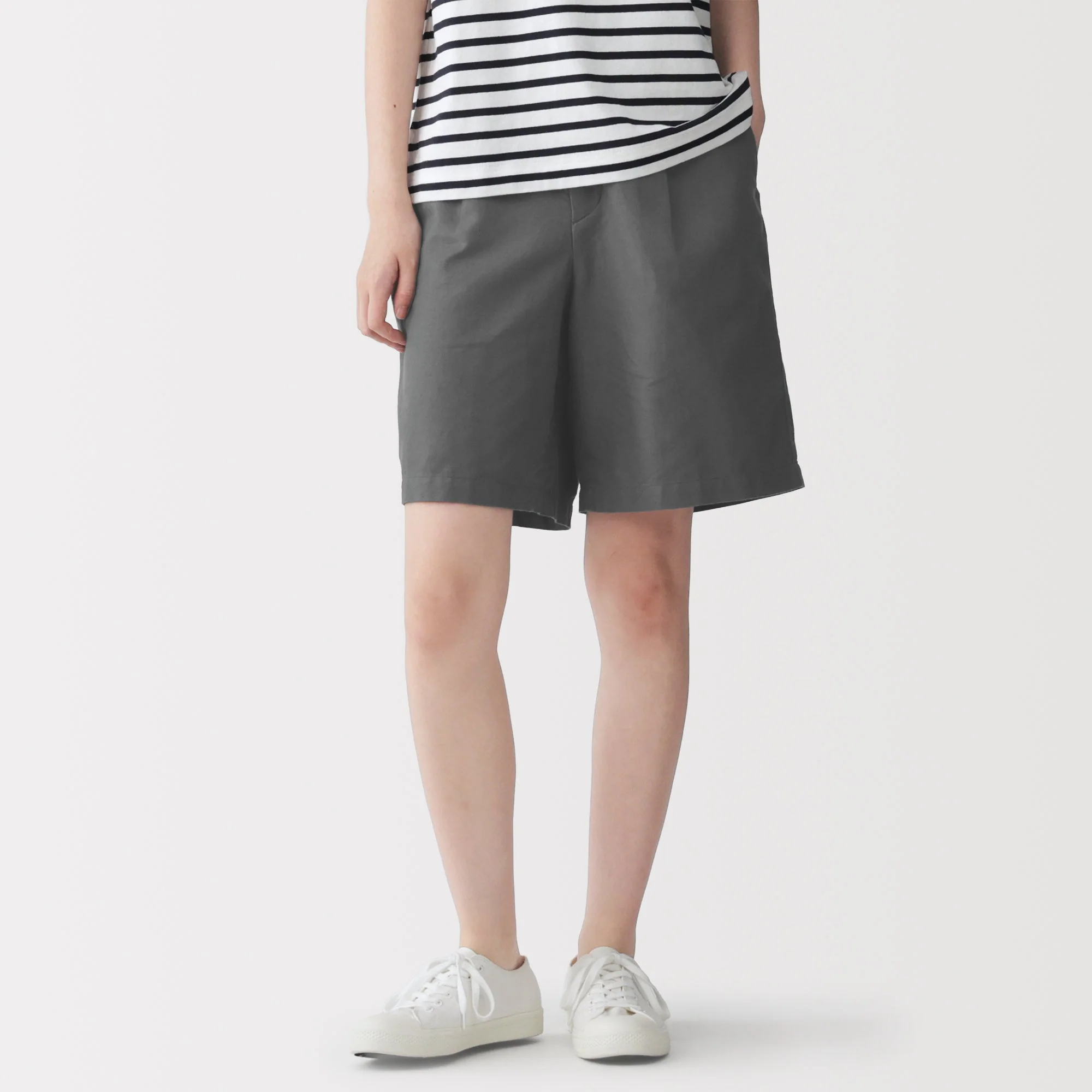 Hemp Blend Twill Shorts - Image 12