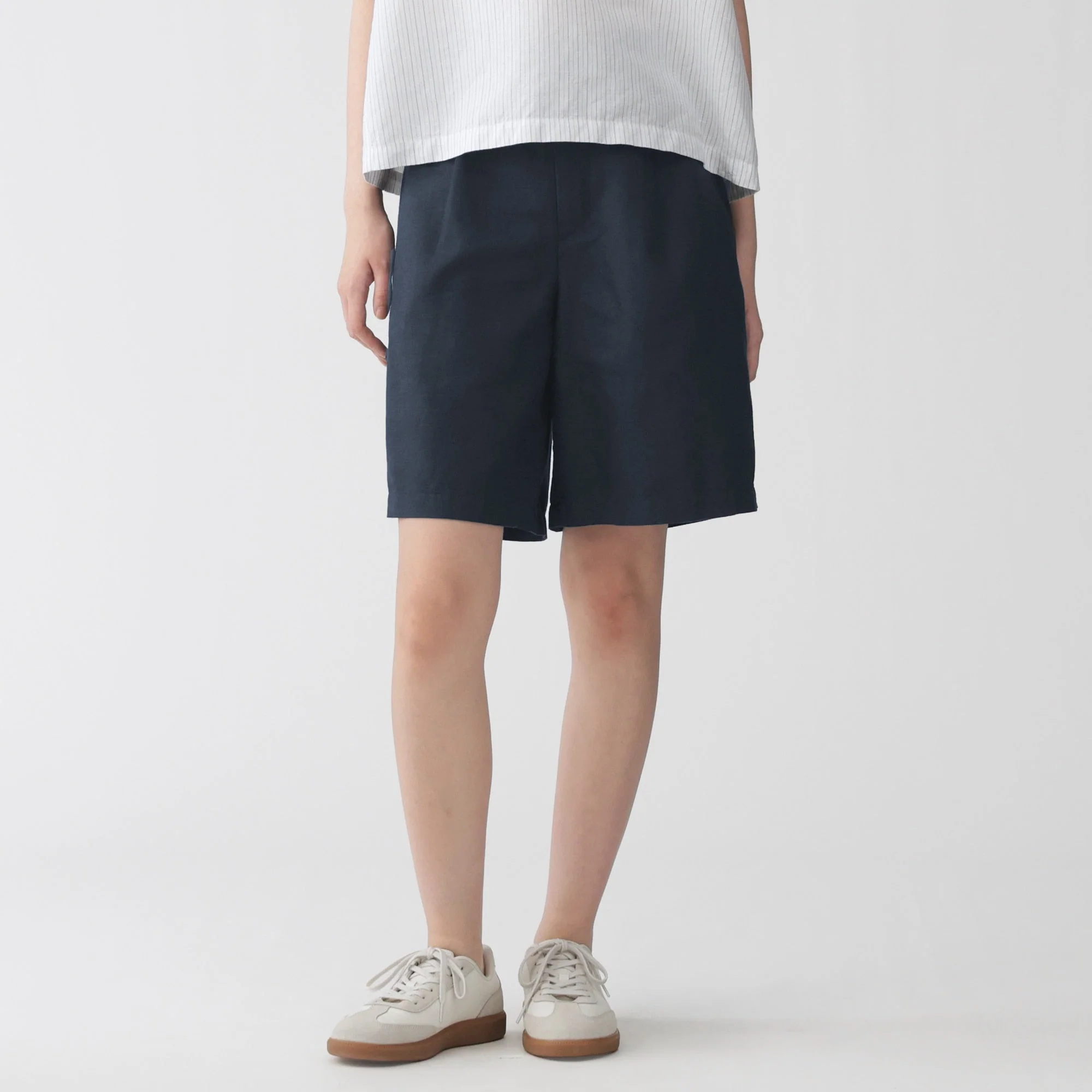 Hemp Blend Twill Shorts - Image 3