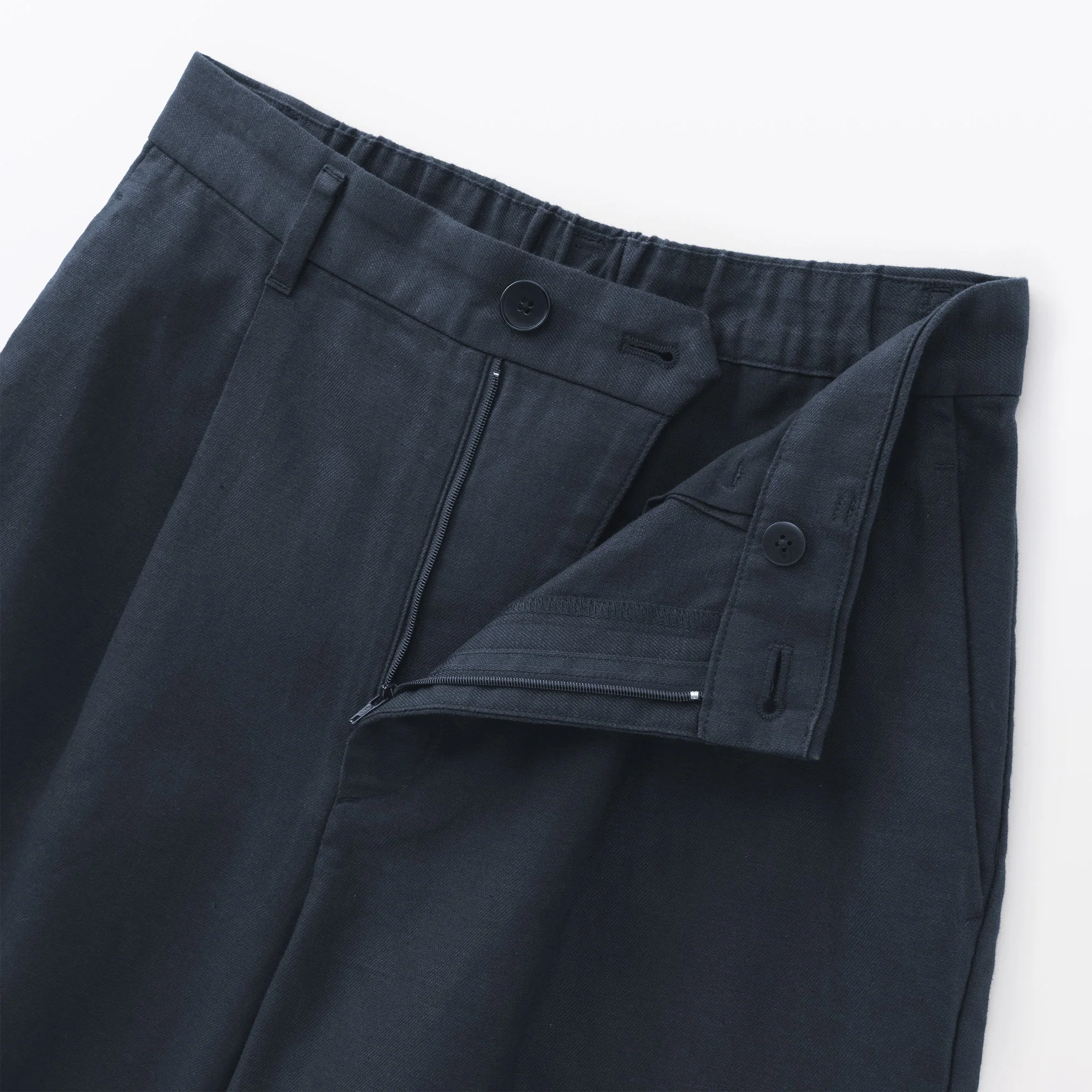 Hemp Blend Twill Shorts - Image 9