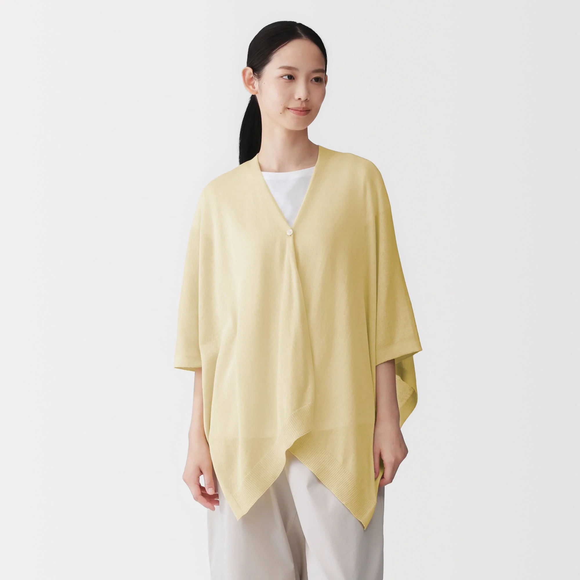 High-Twist Cotton Buttoned Bolero