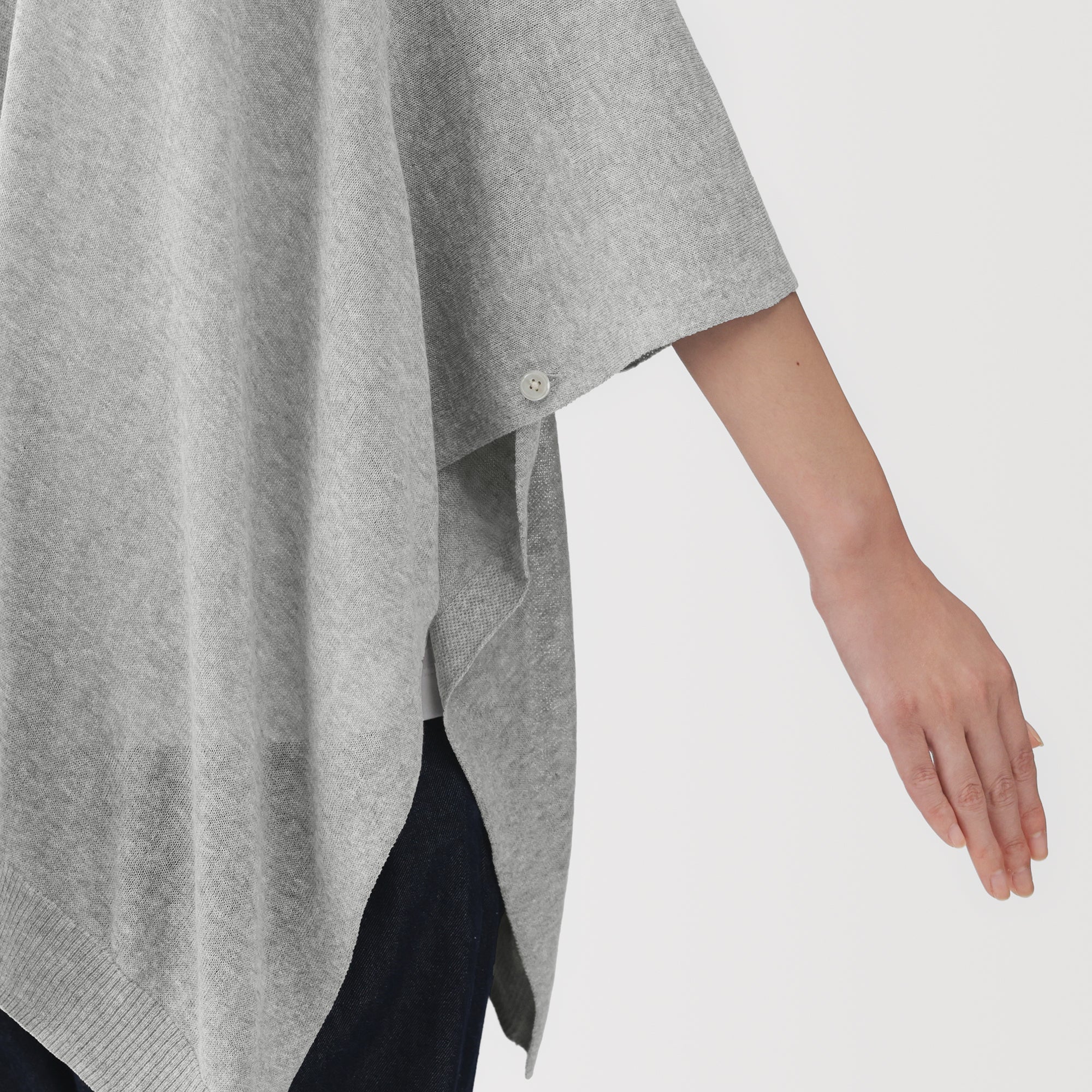 High-Twist Cotton Buttoned Bolero - Image 24