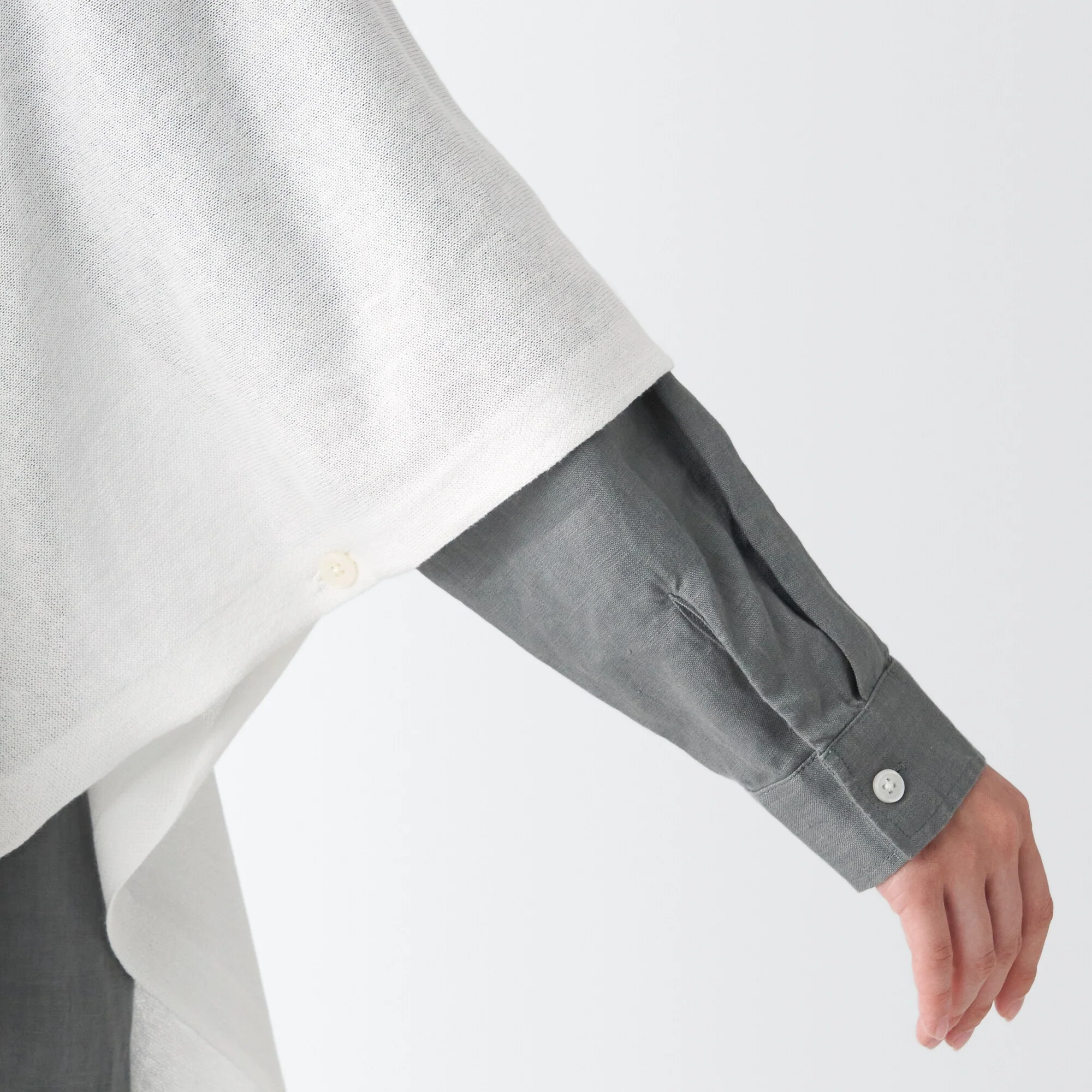 High-Twist Cotton Buttoned Bolero - Image 24