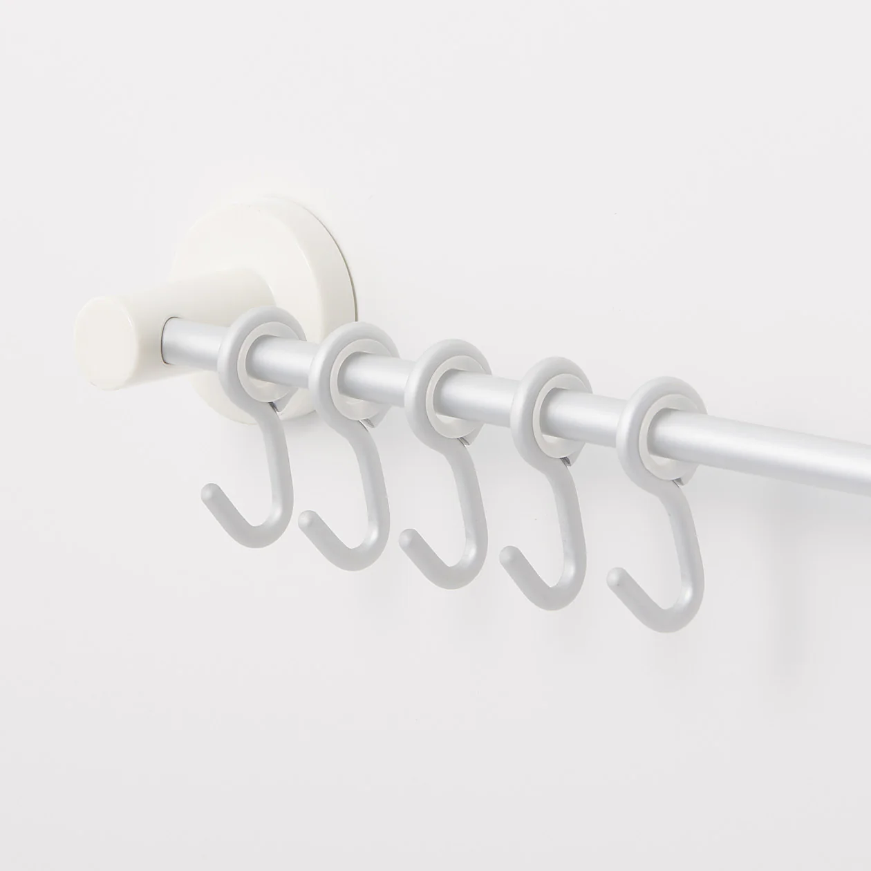 Hook for Aluminium Towel Hanger - Image 3