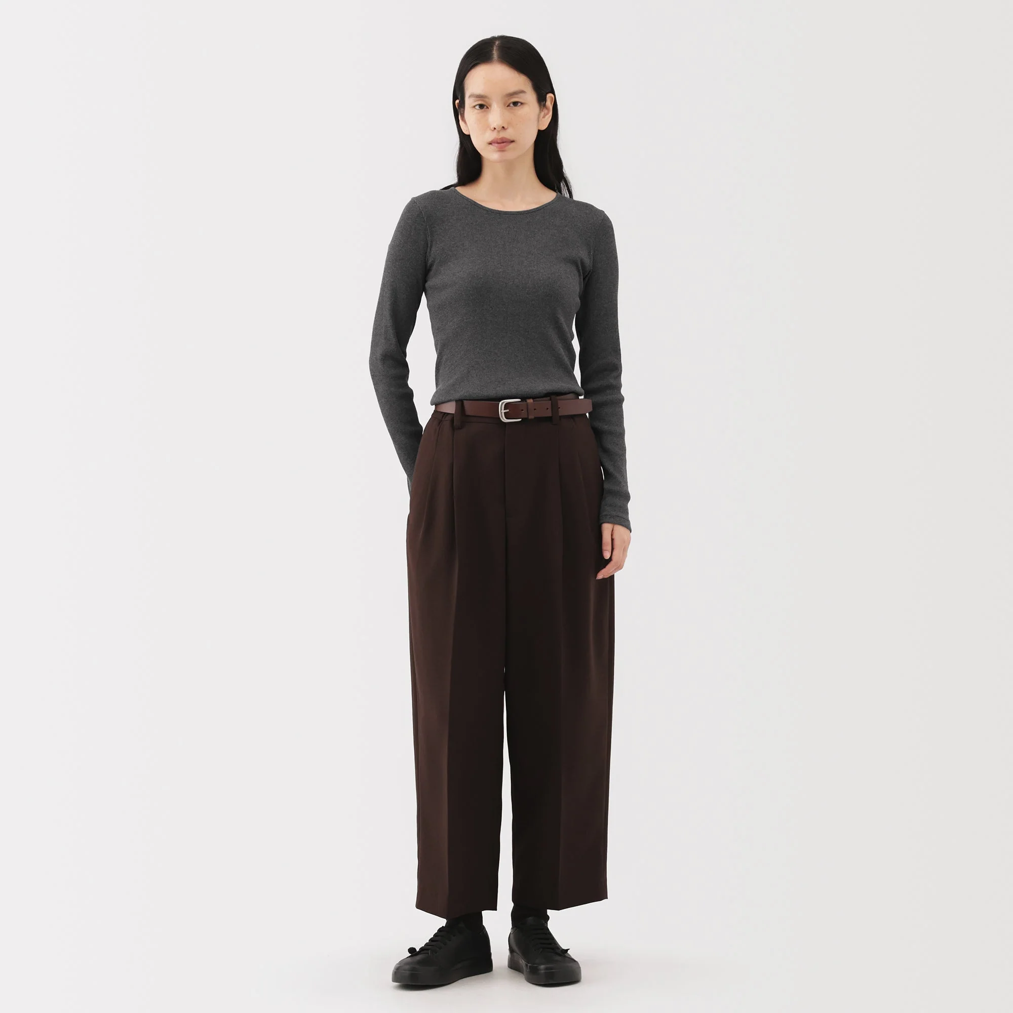 Labo Cotton Cashmere Ribbed T-Shirt - Image 11