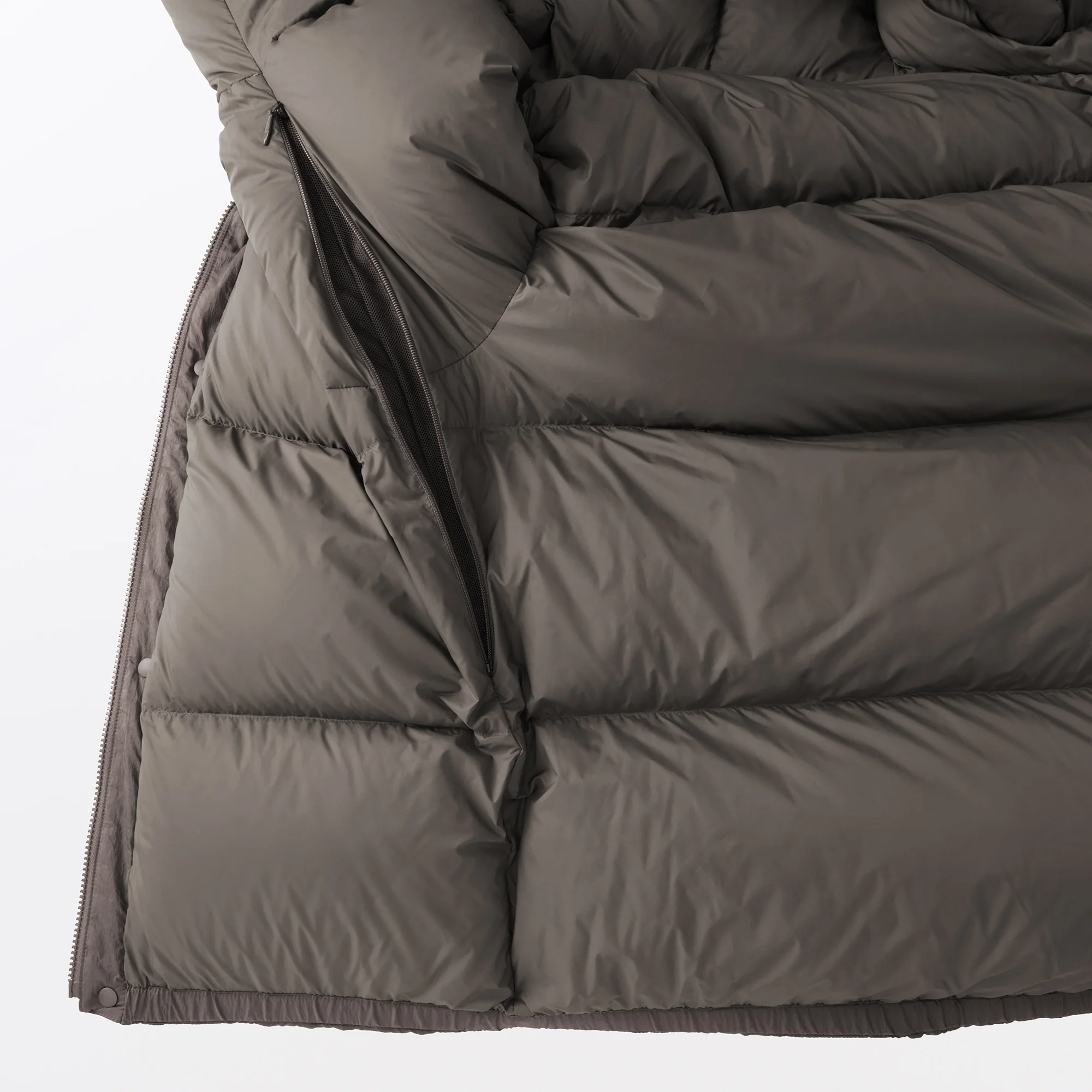Labo Down Jacket - Image 13
