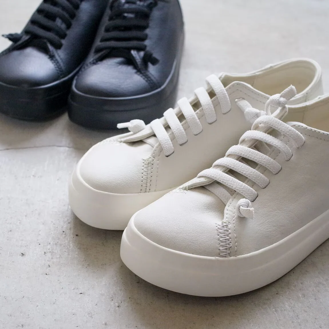 Labo Leather Low-Cut Sneakers - Image 12