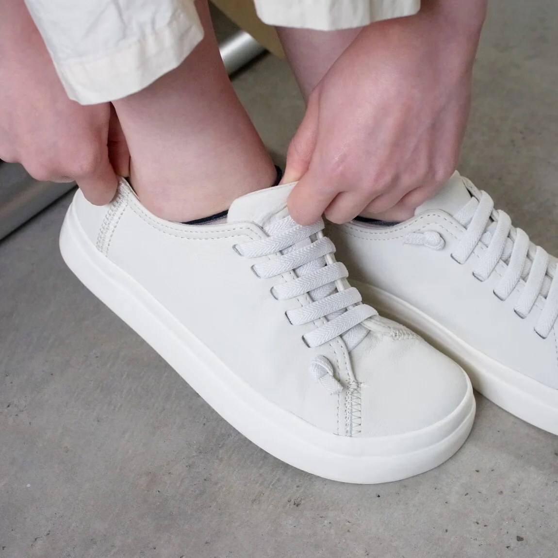 Labo Leather Low-Cut Sneakers - Image 13