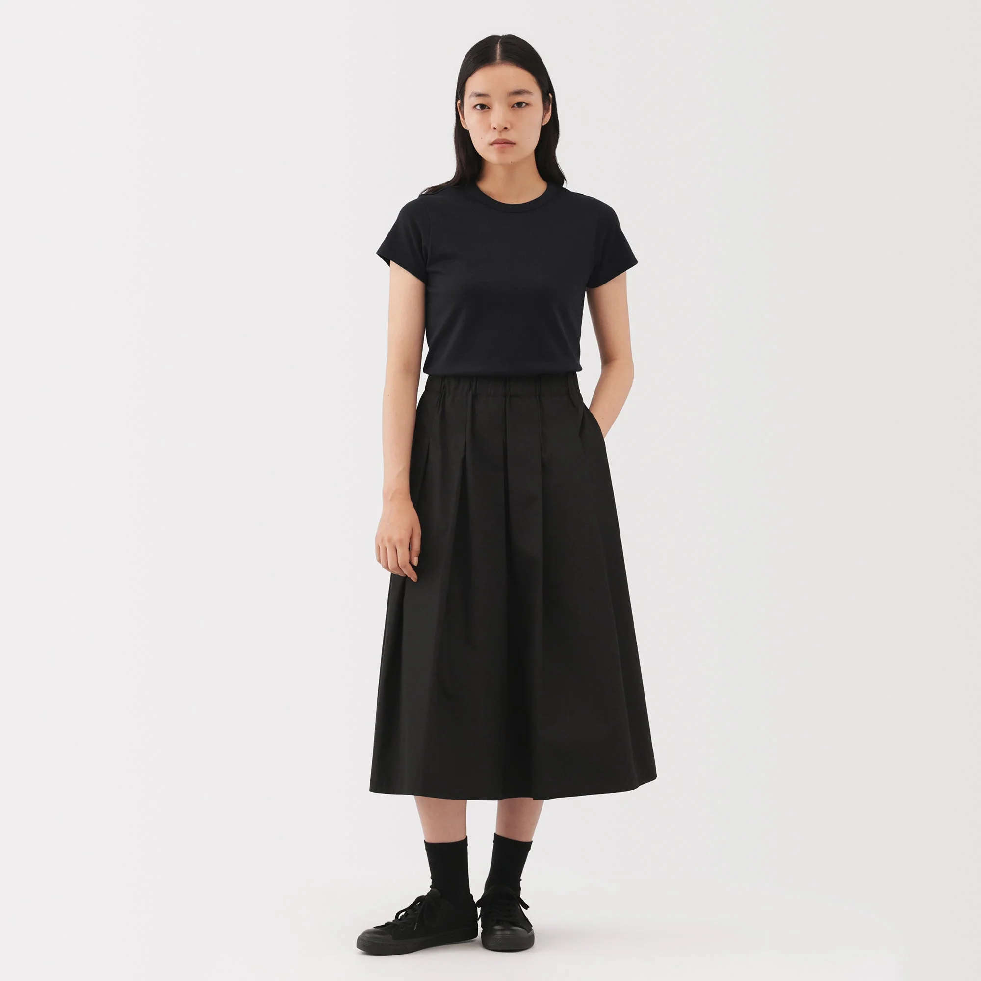 Labo Linen Blend T-Shirt - Image 12