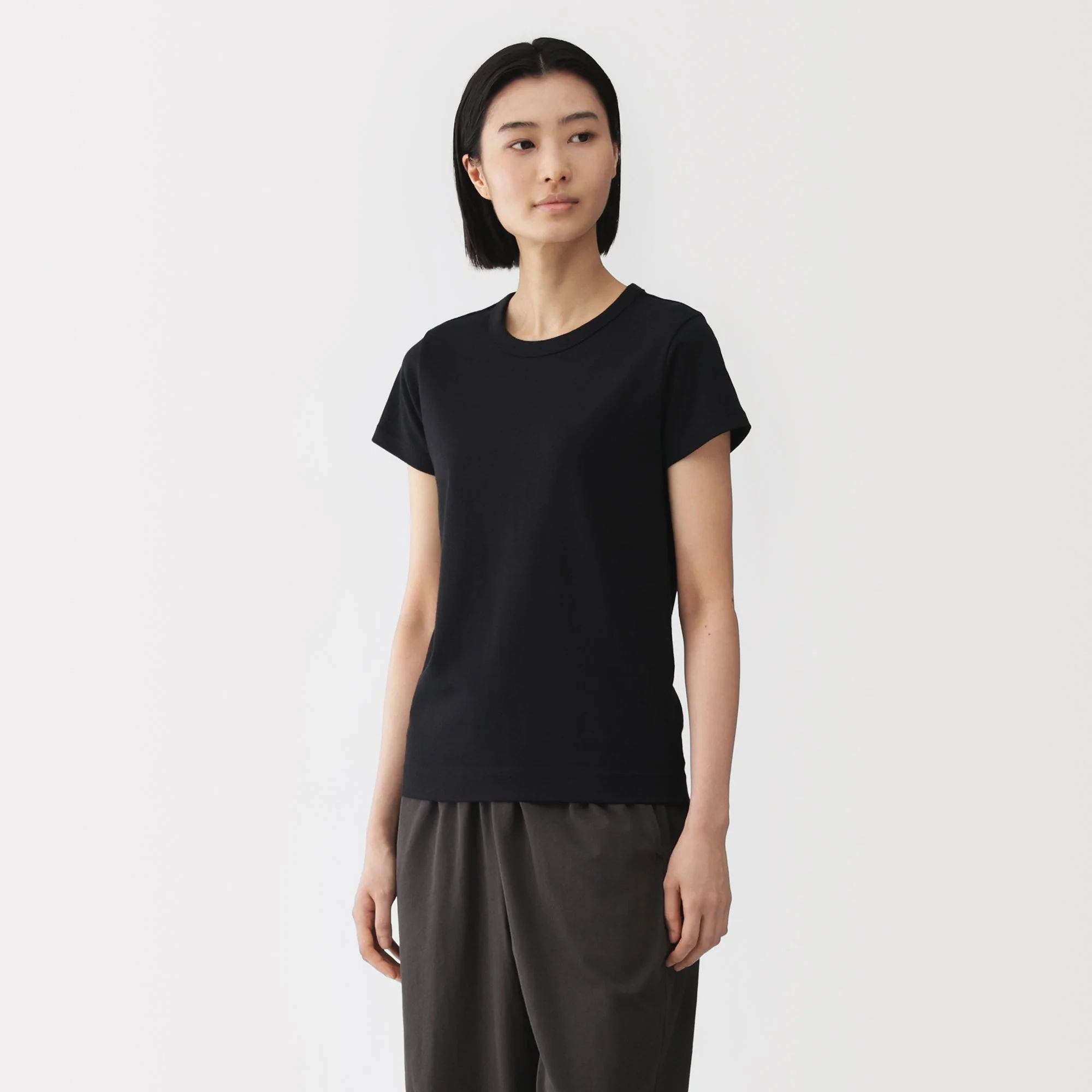 Labo Linen Blend T-Shirt - Image 11