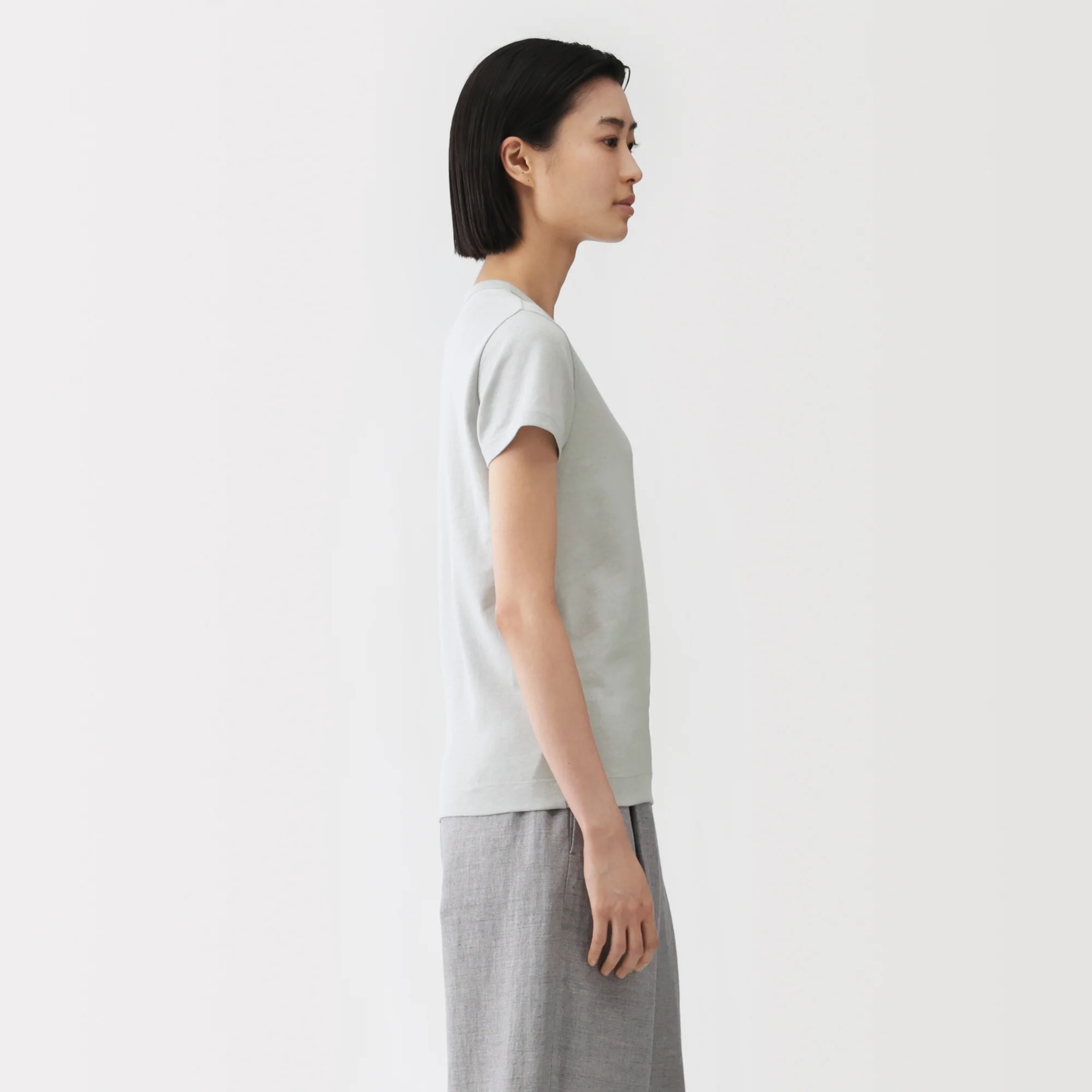 Labo Linen Blend T-Shirt - Image 29