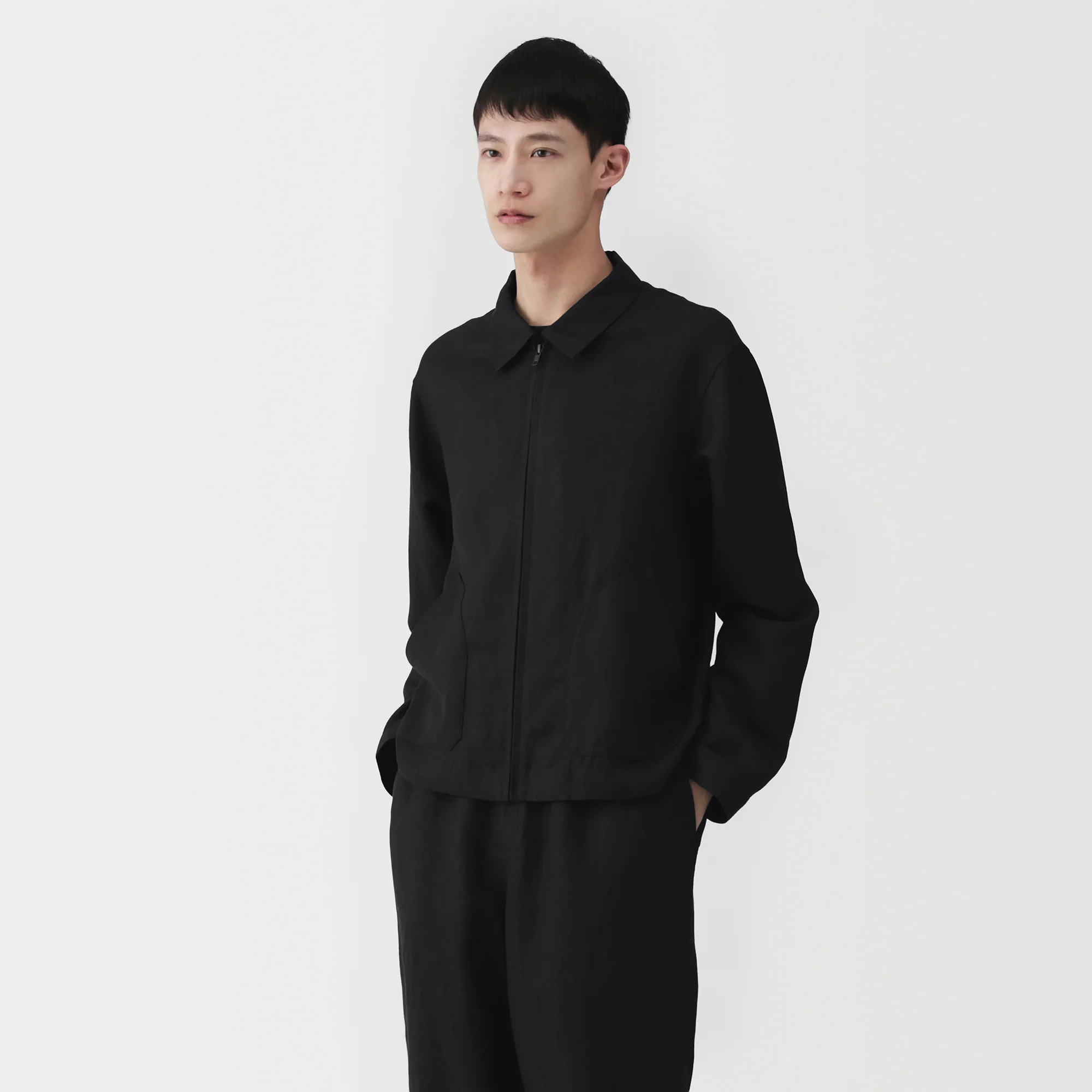 Labo Linen Lyocell Zip-Up Shirt - Image 13