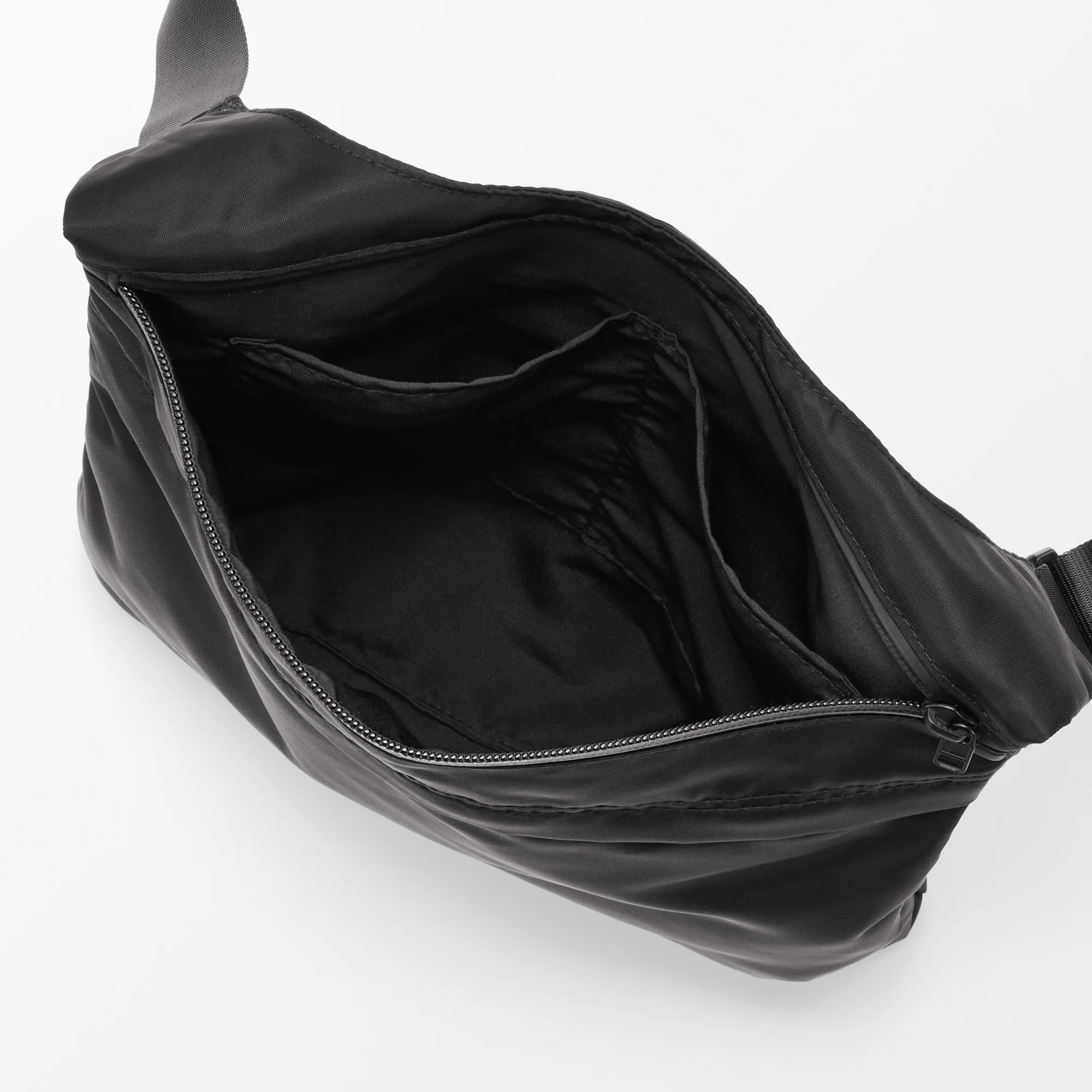 Labo Nylon Shoulder Bag - Image 16