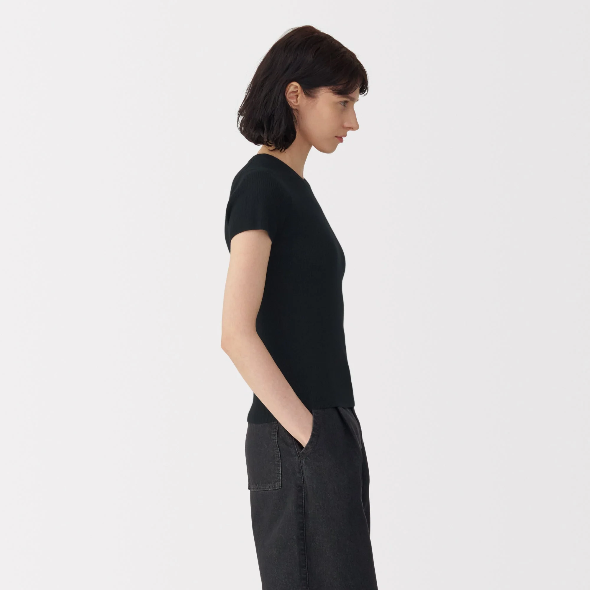 Labo Women's High Twist Cotton Knit Short Sleeve Pullover - Image 5
