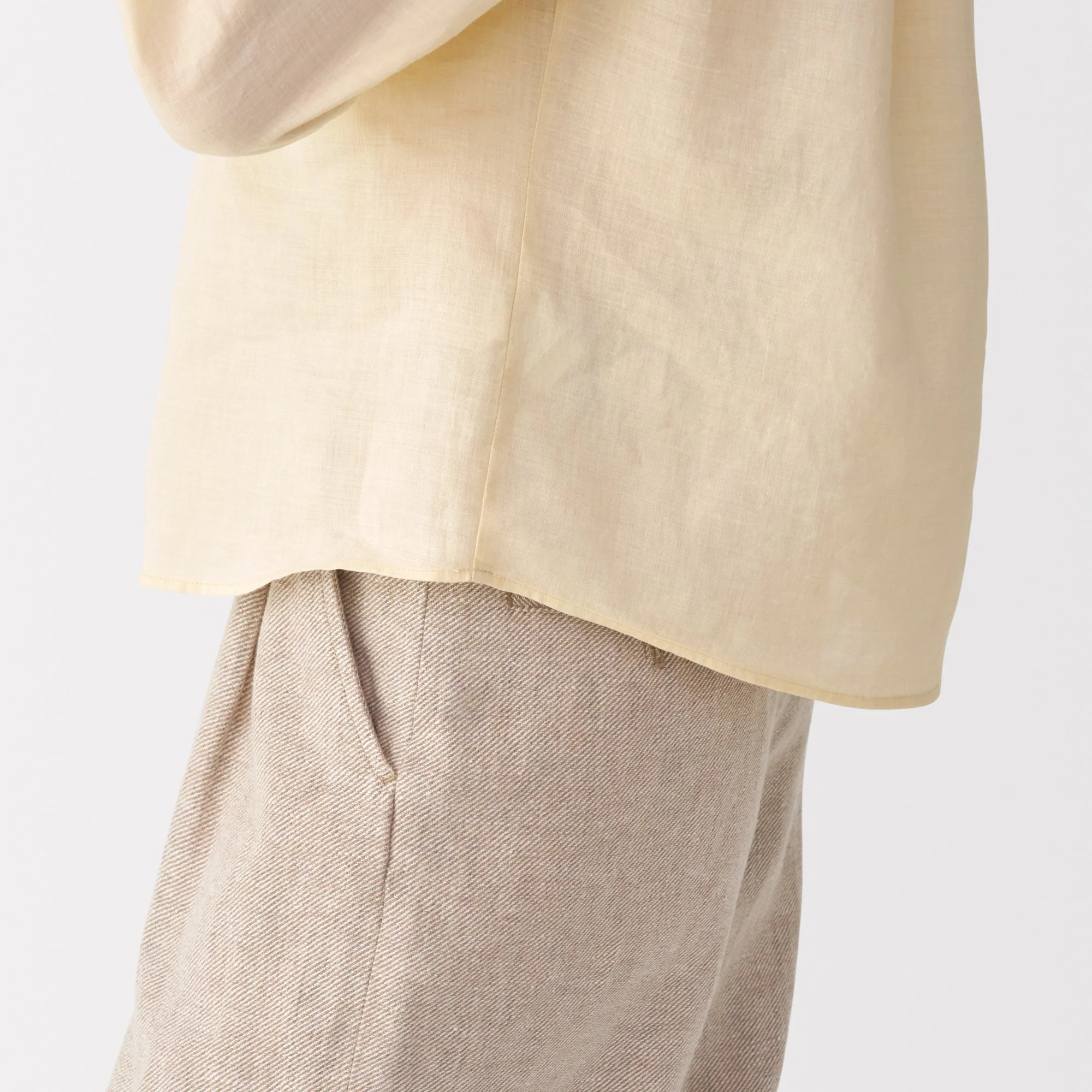Labo Women's Ramie Fabric Gathered Blouse - Image 10