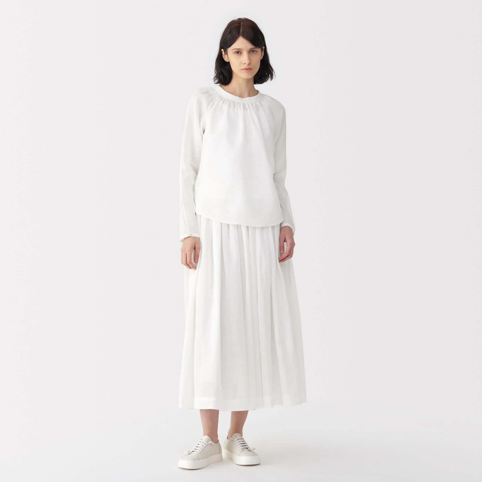 Labo Women's Ramie Fabric Gathered Blouse - Image 13