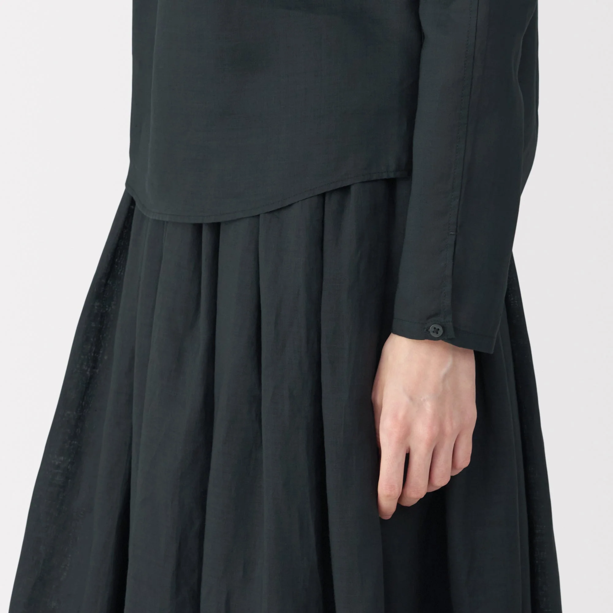Labo Women's Ramie Fabric Gathered Blouse - Image 29