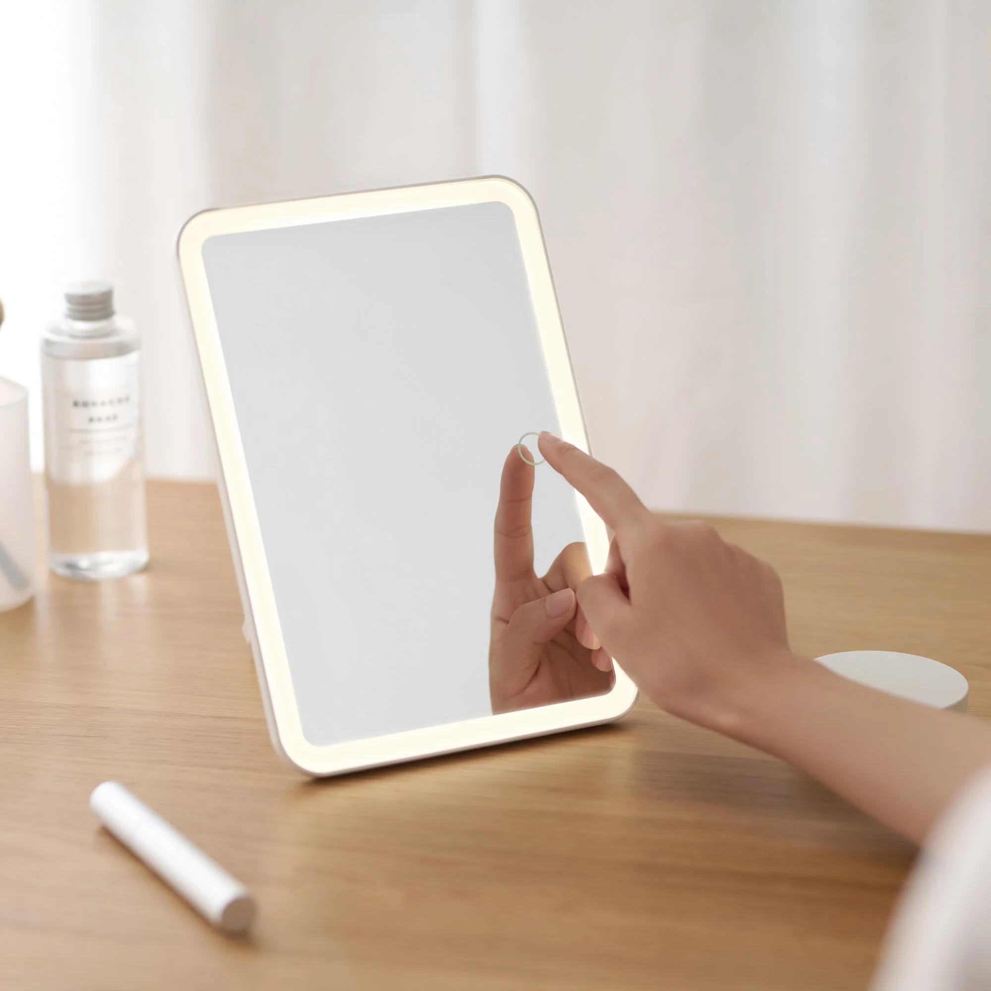 LED Makeup Mirror - Image 2