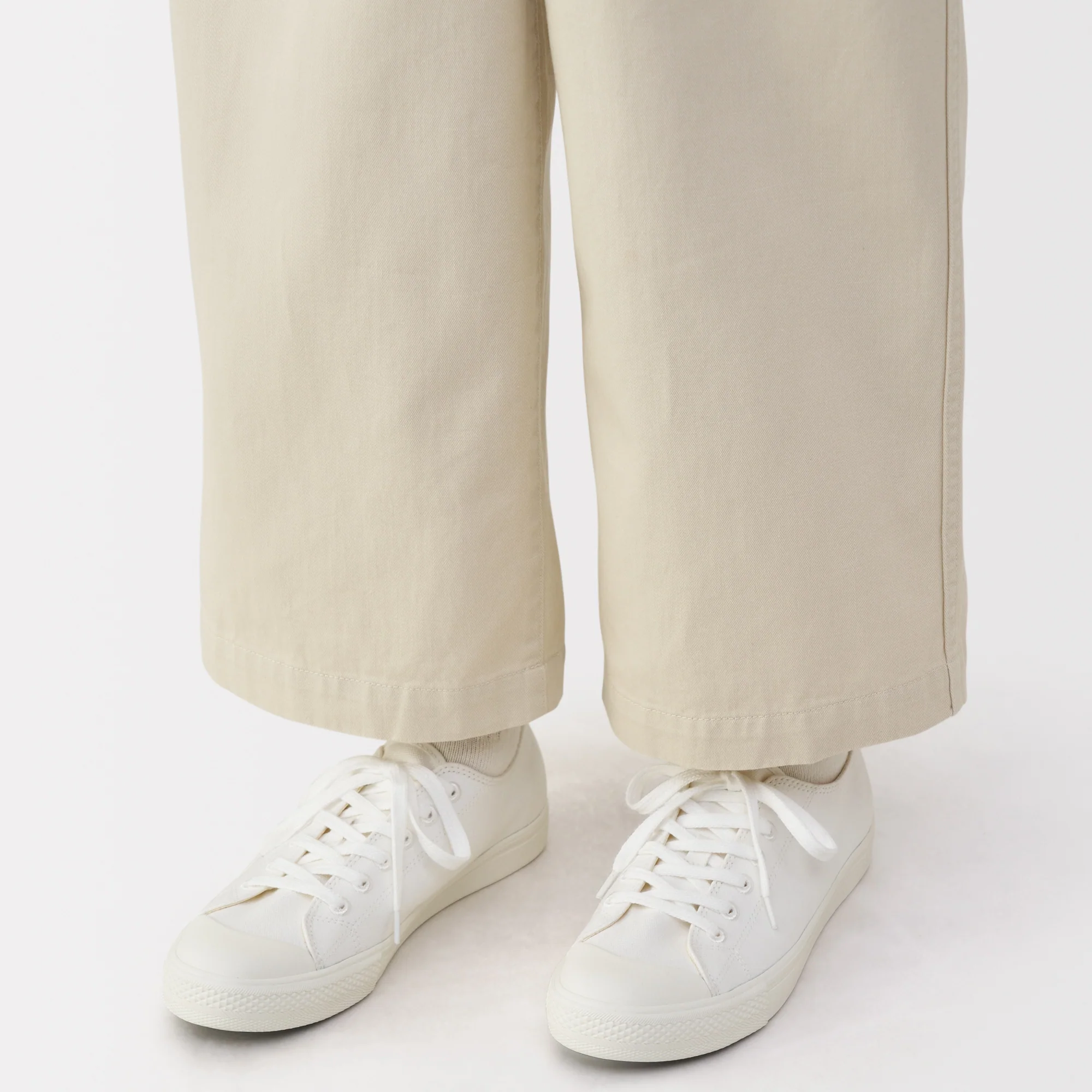 Less Tiring Sneakers White - Image 4