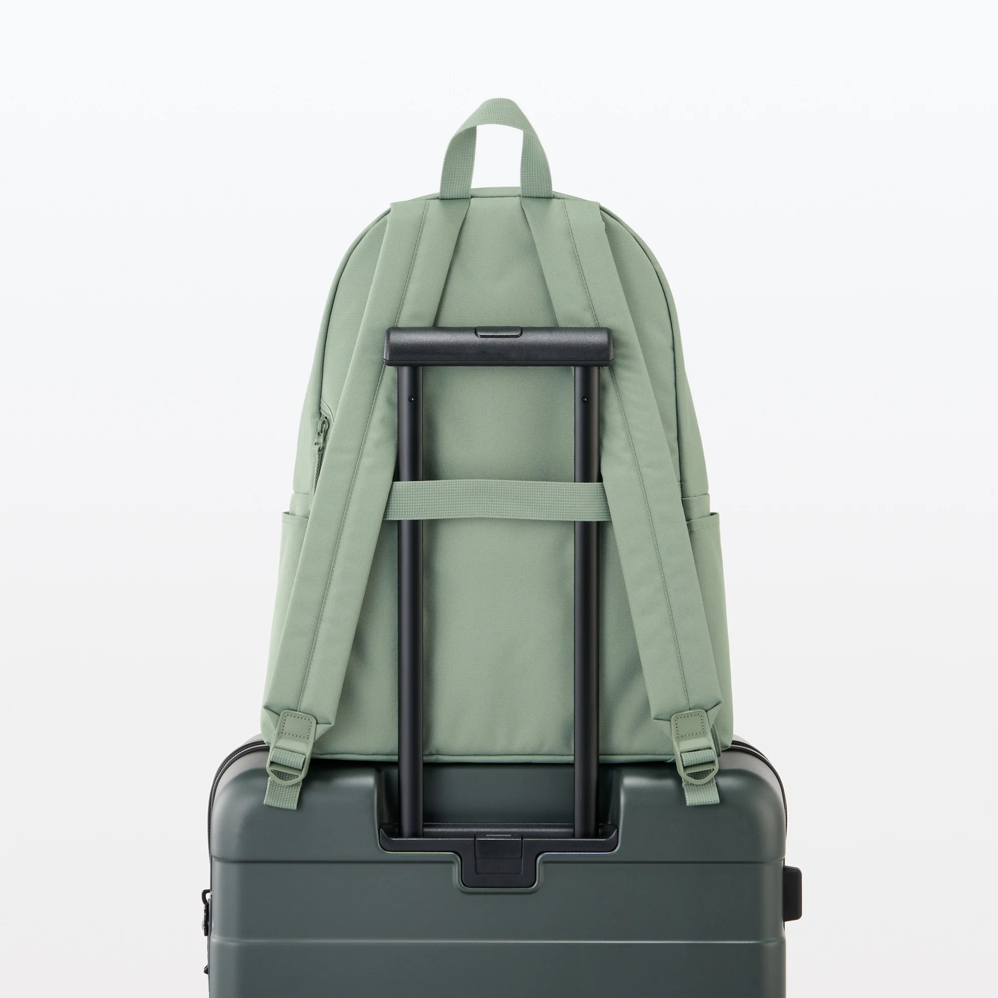 Less Tiring Water Repellent Backpack - Image 57